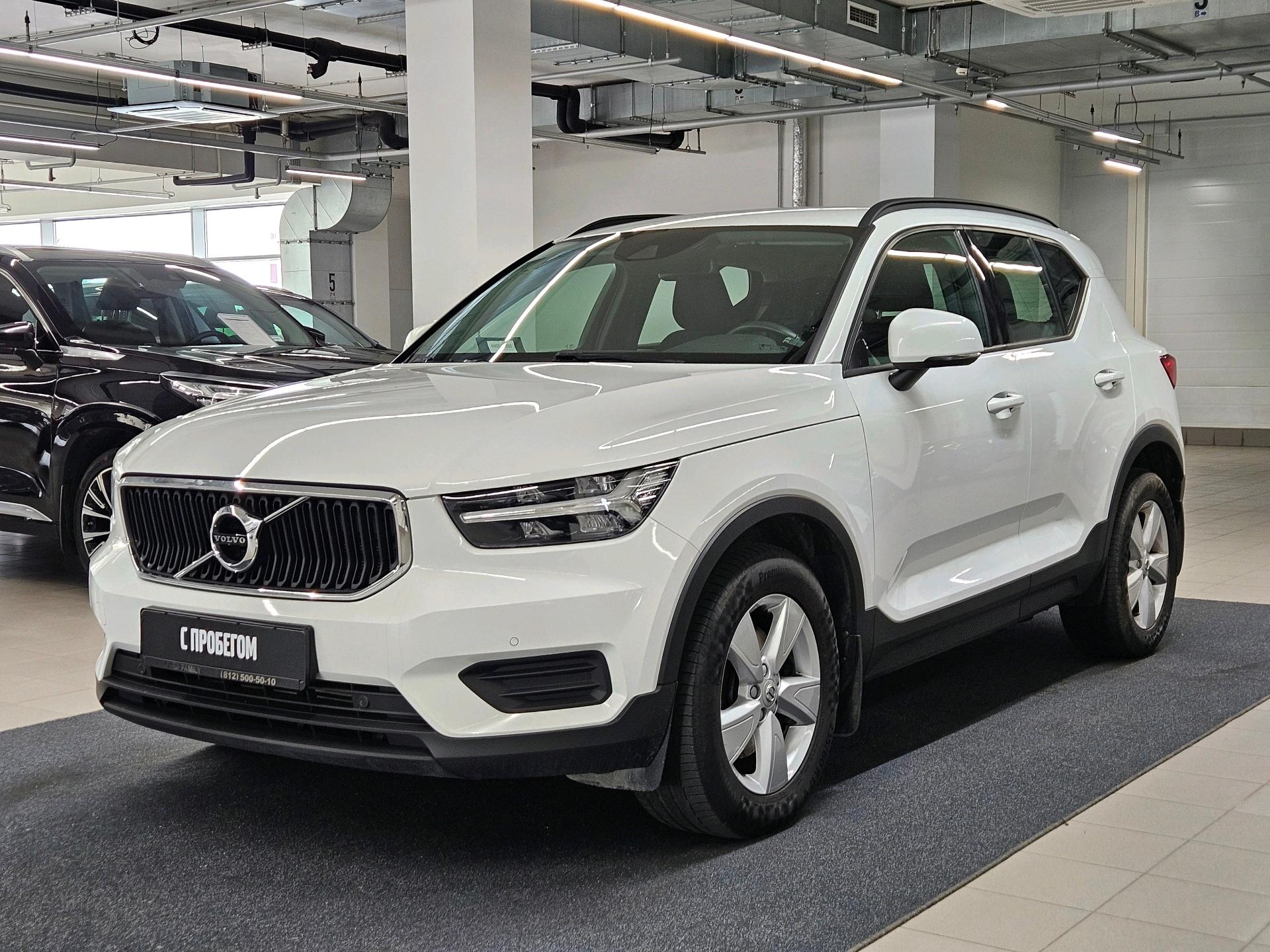 Фотография автомобиля Volvo XC40