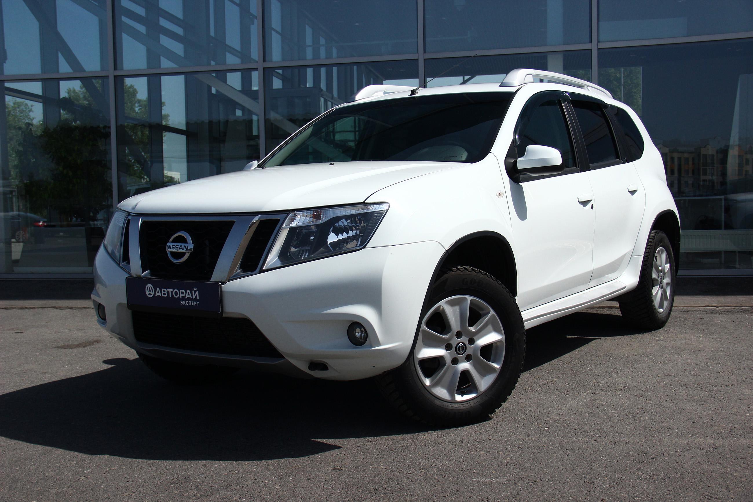 Фотография автомобиля Nissan Terrano