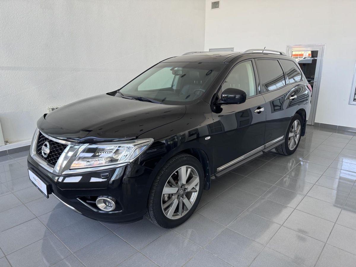 Фотография автомобиля Nissan Pathfinder