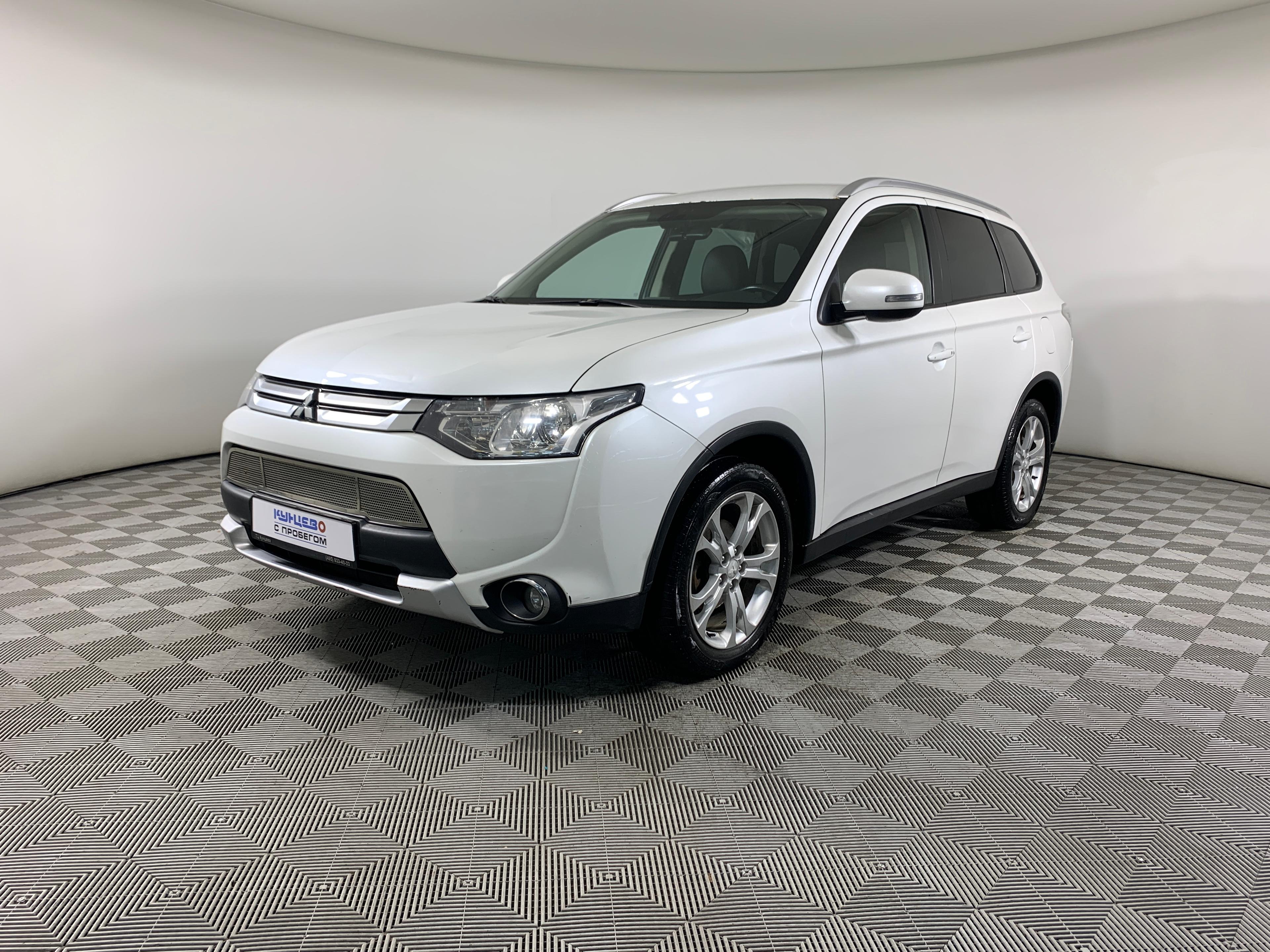 Фотография автомобиля Mitsubishi Outlander