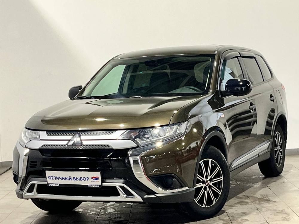 Фотография автомобиля Mitsubishi Outlander