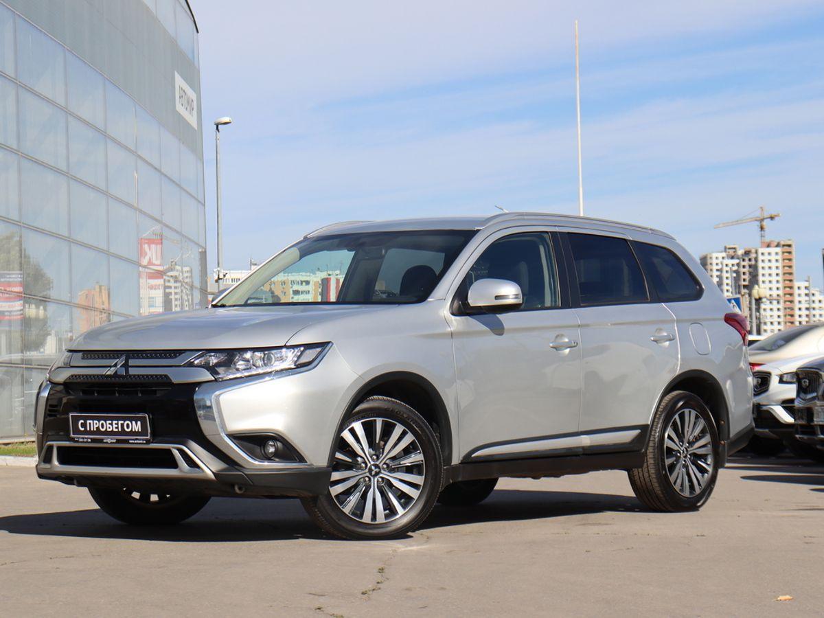 Фотография автомобиля Mitsubishi Outlander