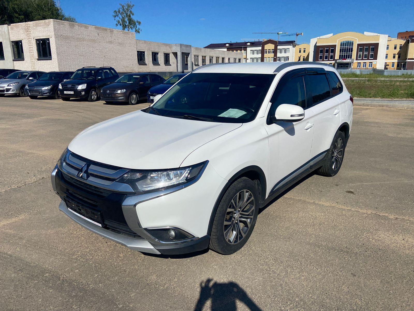 Фотография автомобиля Mitsubishi Outlander