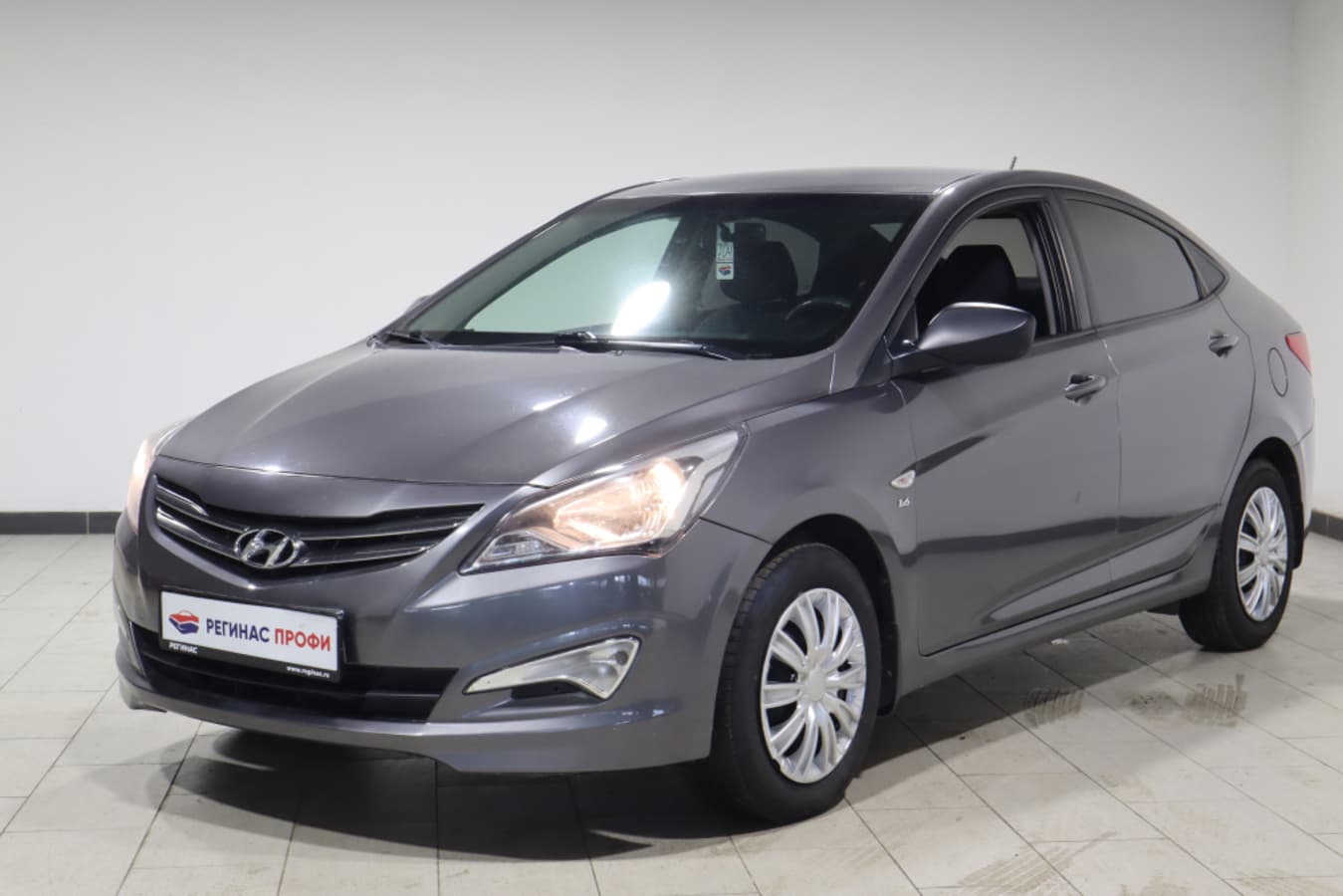 Фотография автомобиля Hyundai Solaris