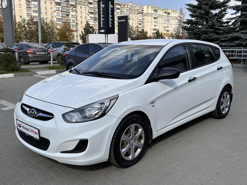 Фотография автомобиля Hyundai Solaris