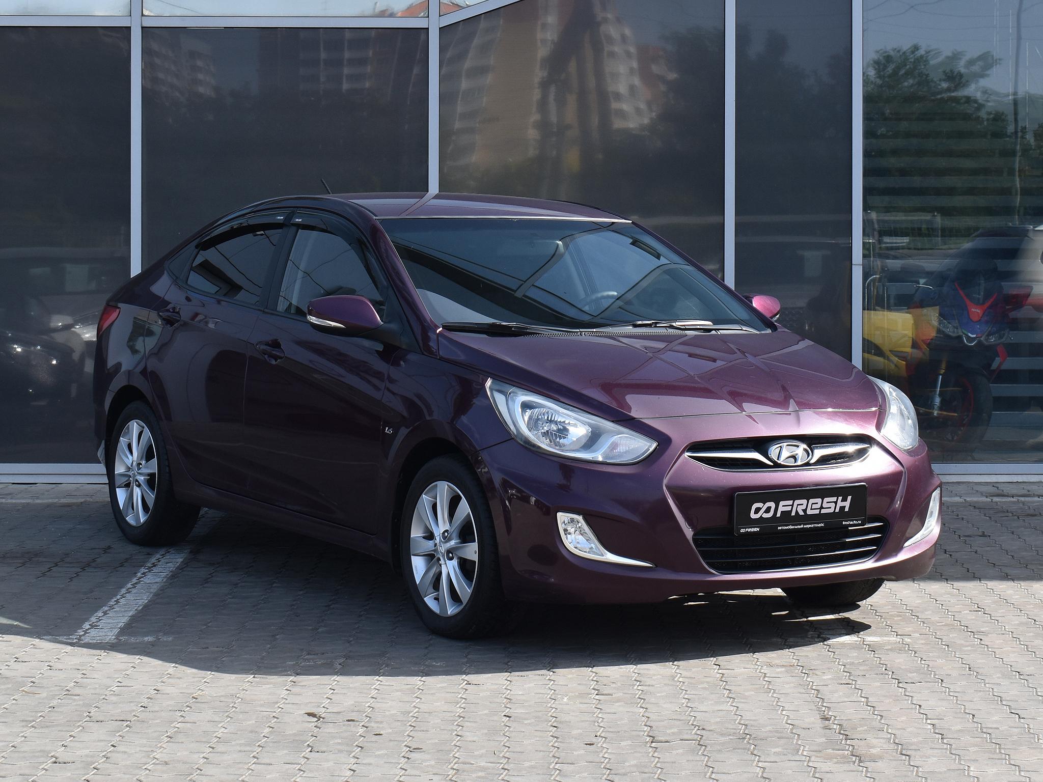 Фотография автомобиля Hyundai Solaris