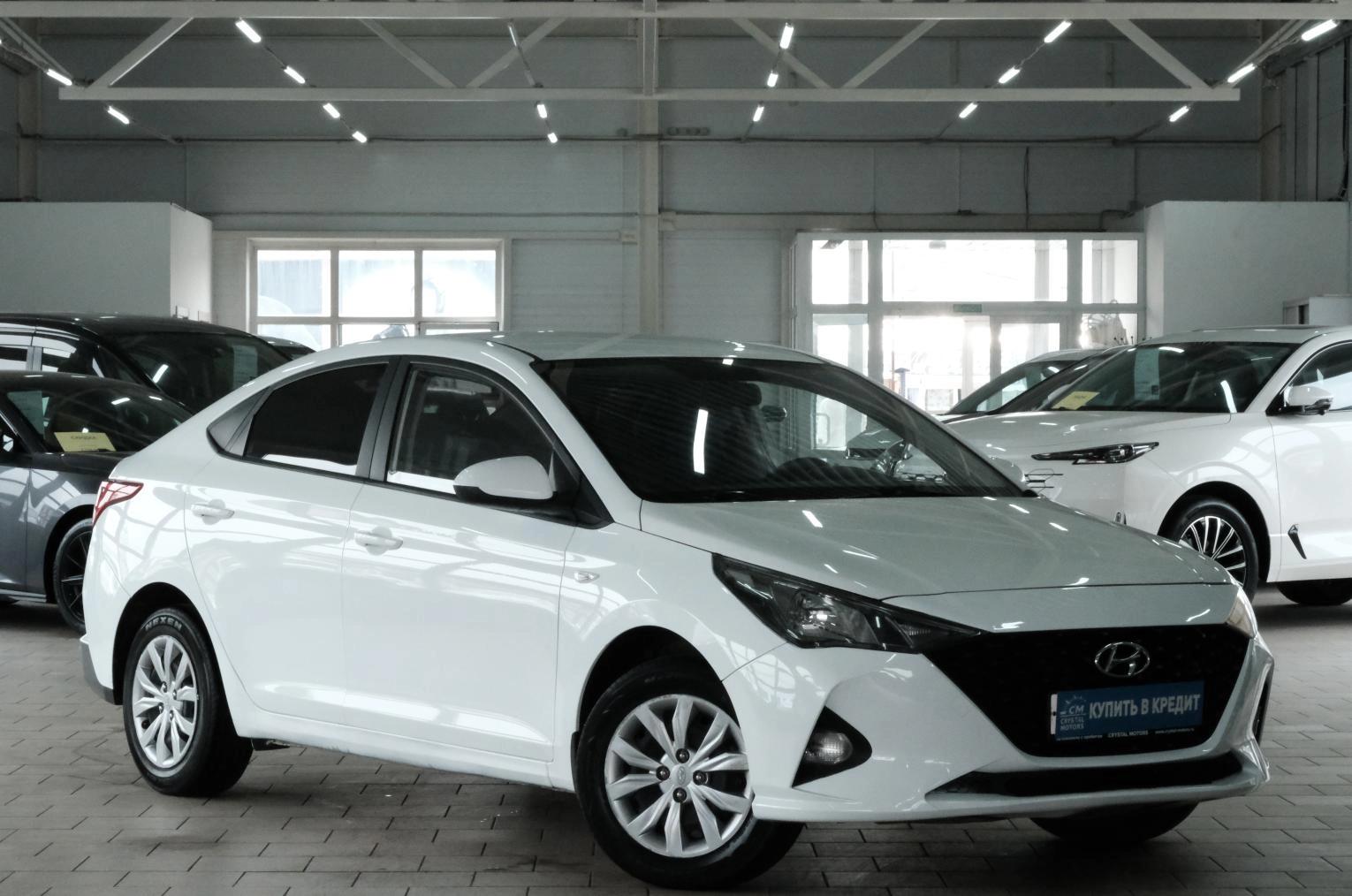 Фотография автомобиля Hyundai Solaris