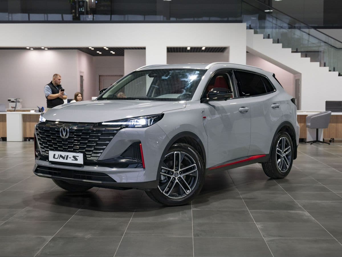 Фотография автомобиля Changan UNI-S (CS55 Plus)