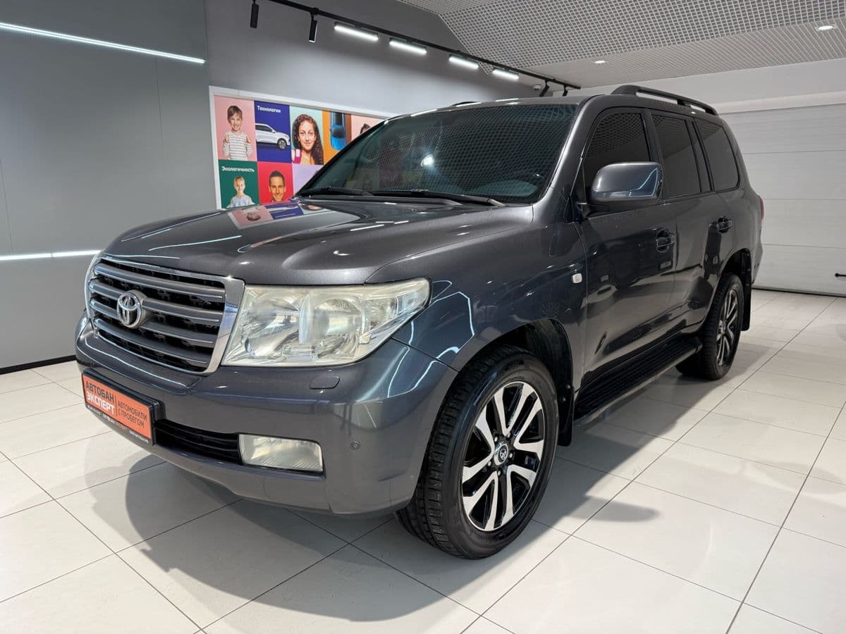 Фотография автомобиля Toyota Land Cruiser