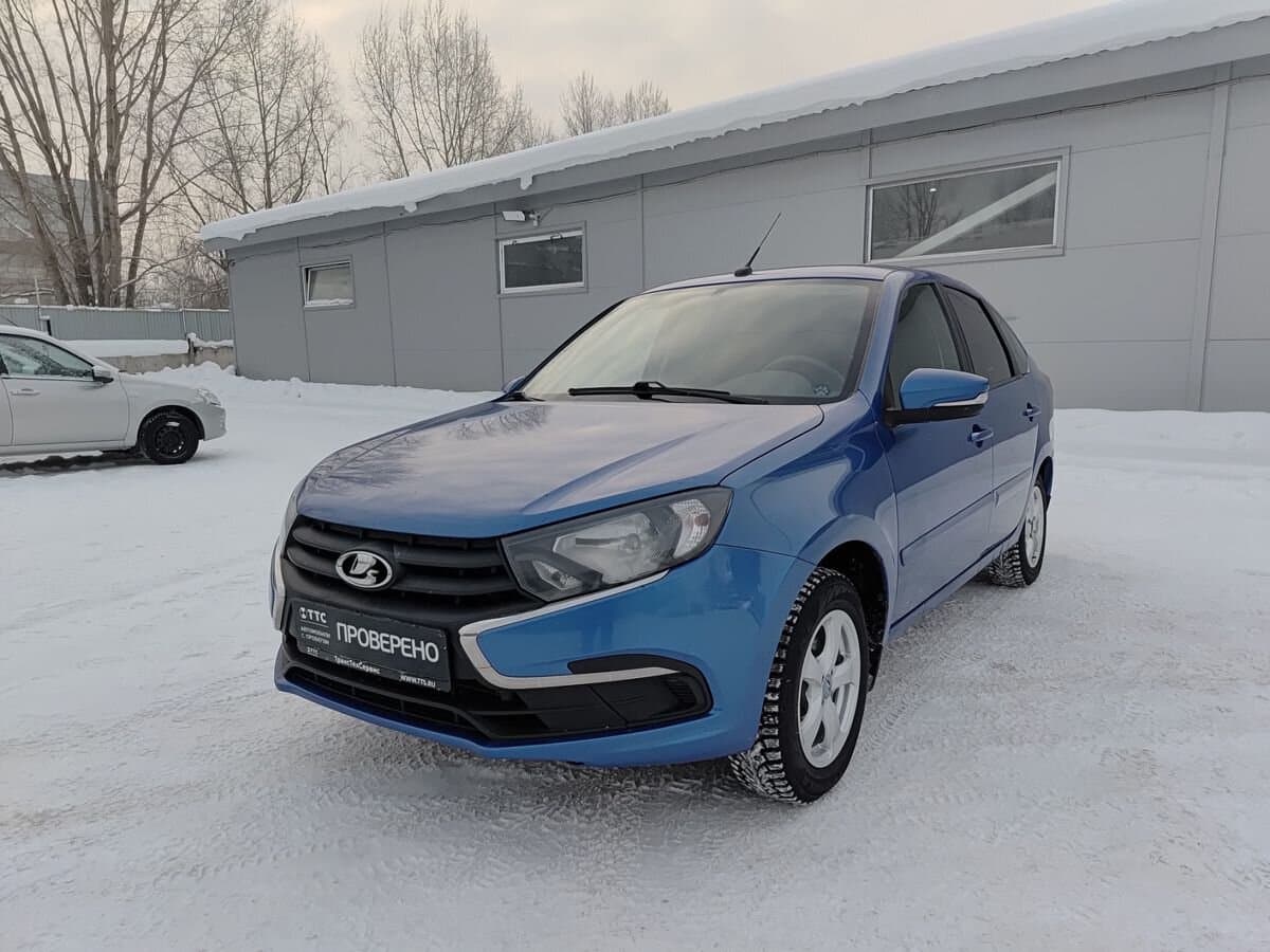 Фотография автомобиля Lada (ВАЗ) Granta