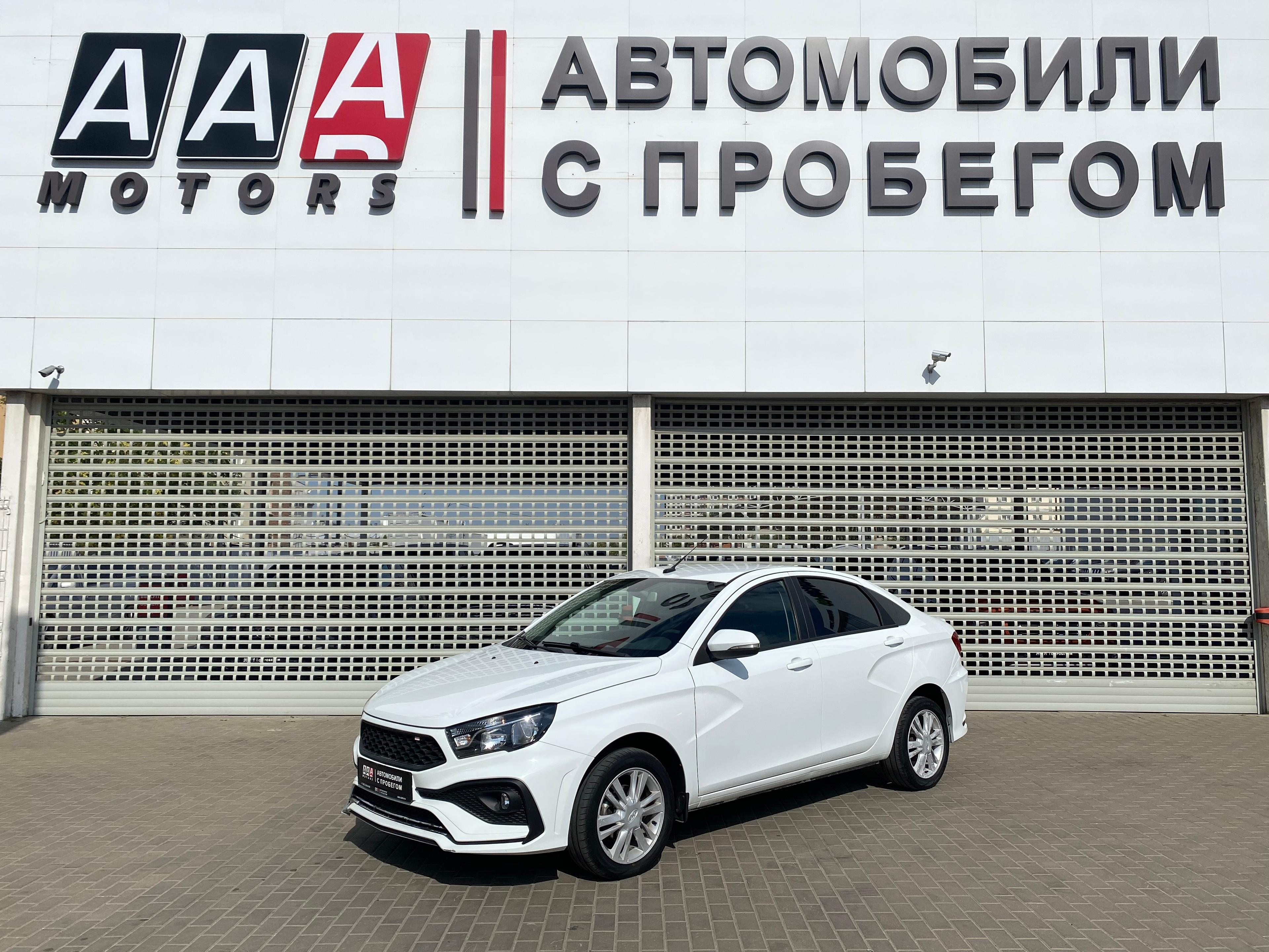 Фотография автомобиля Lada (ВАЗ) Vesta