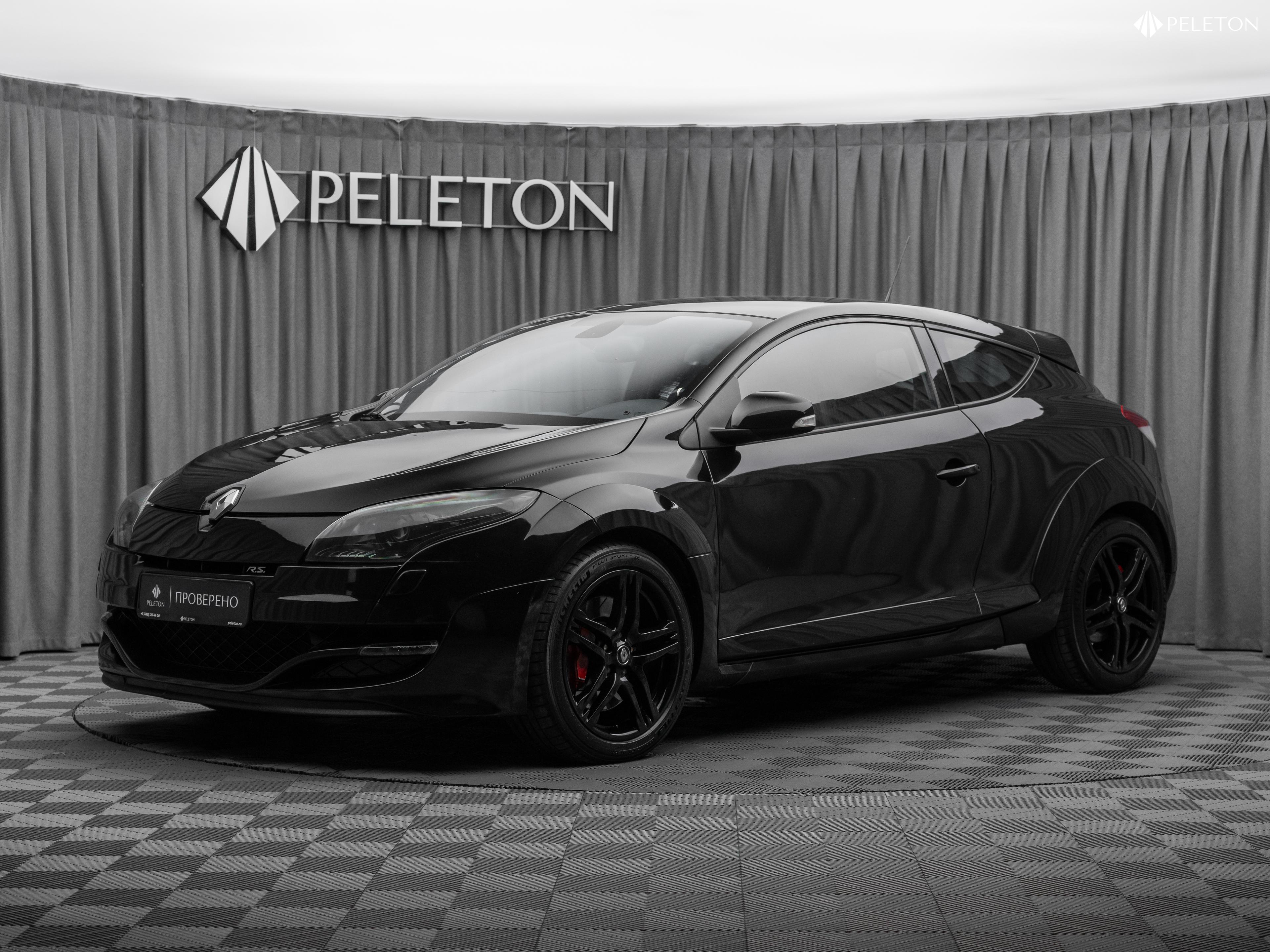 Фотография автомобиля Renault Megane RS