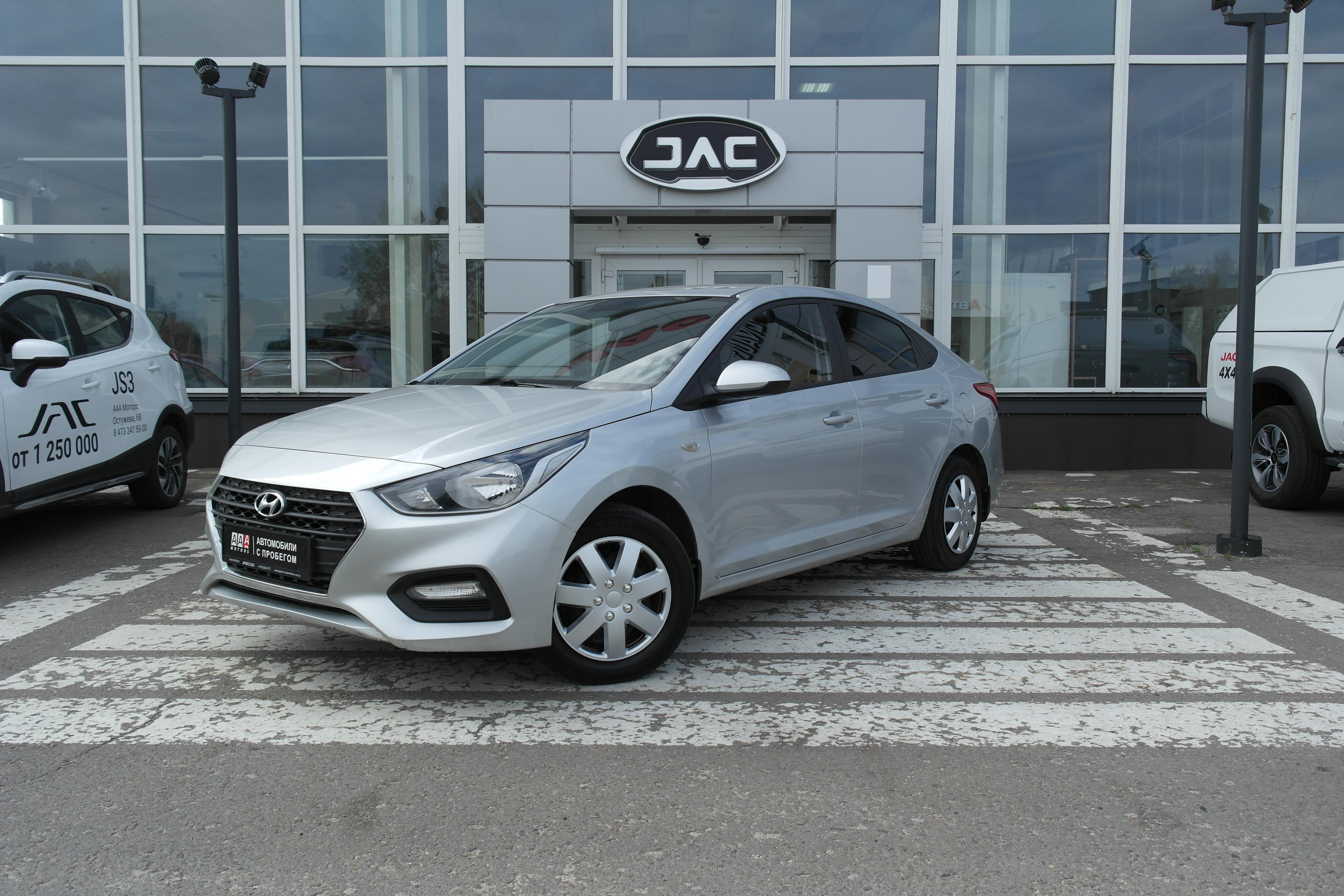 Фотография автомобиля Hyundai Solaris