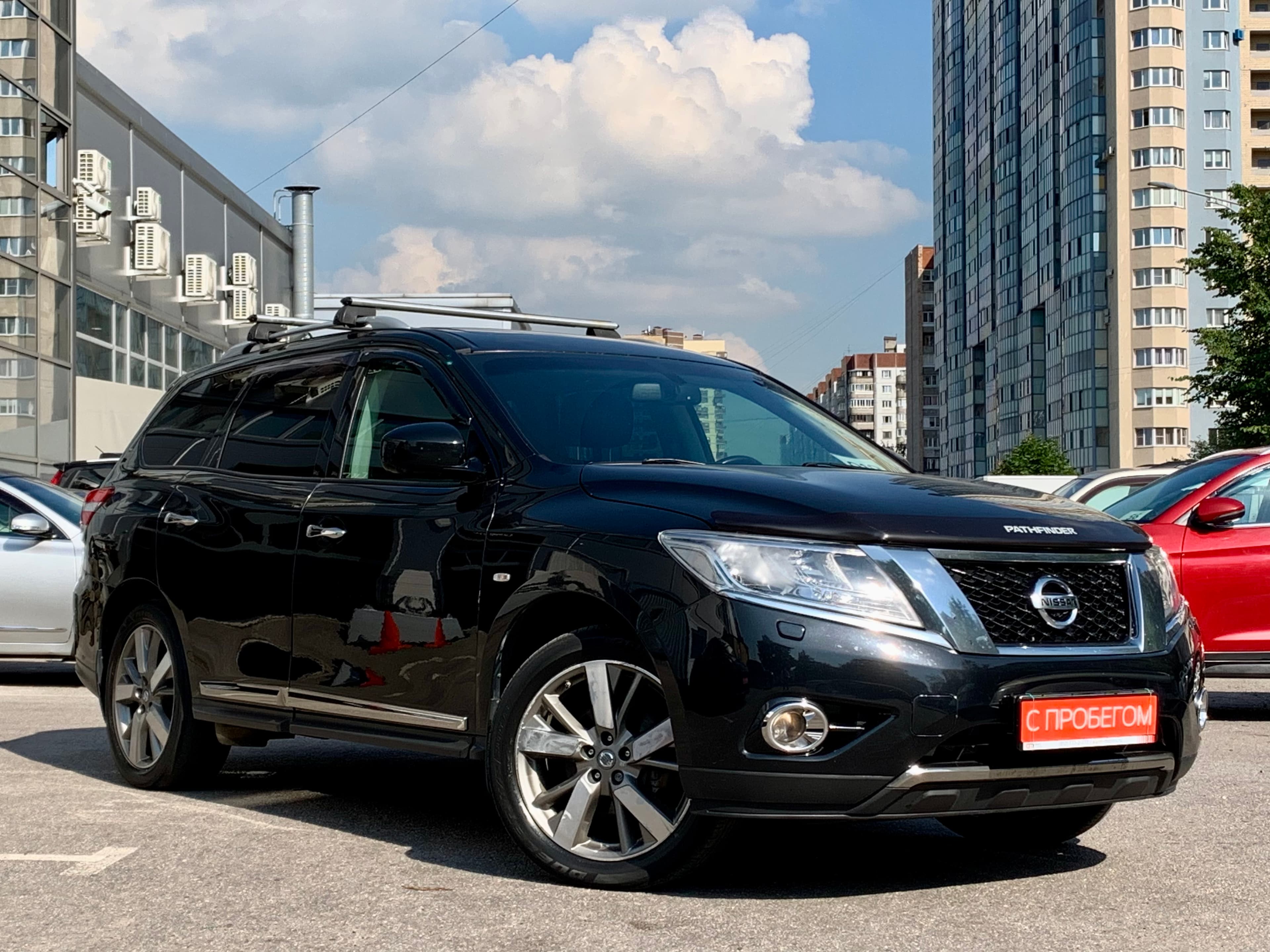 Фотография автомобиля Nissan Pathfinder