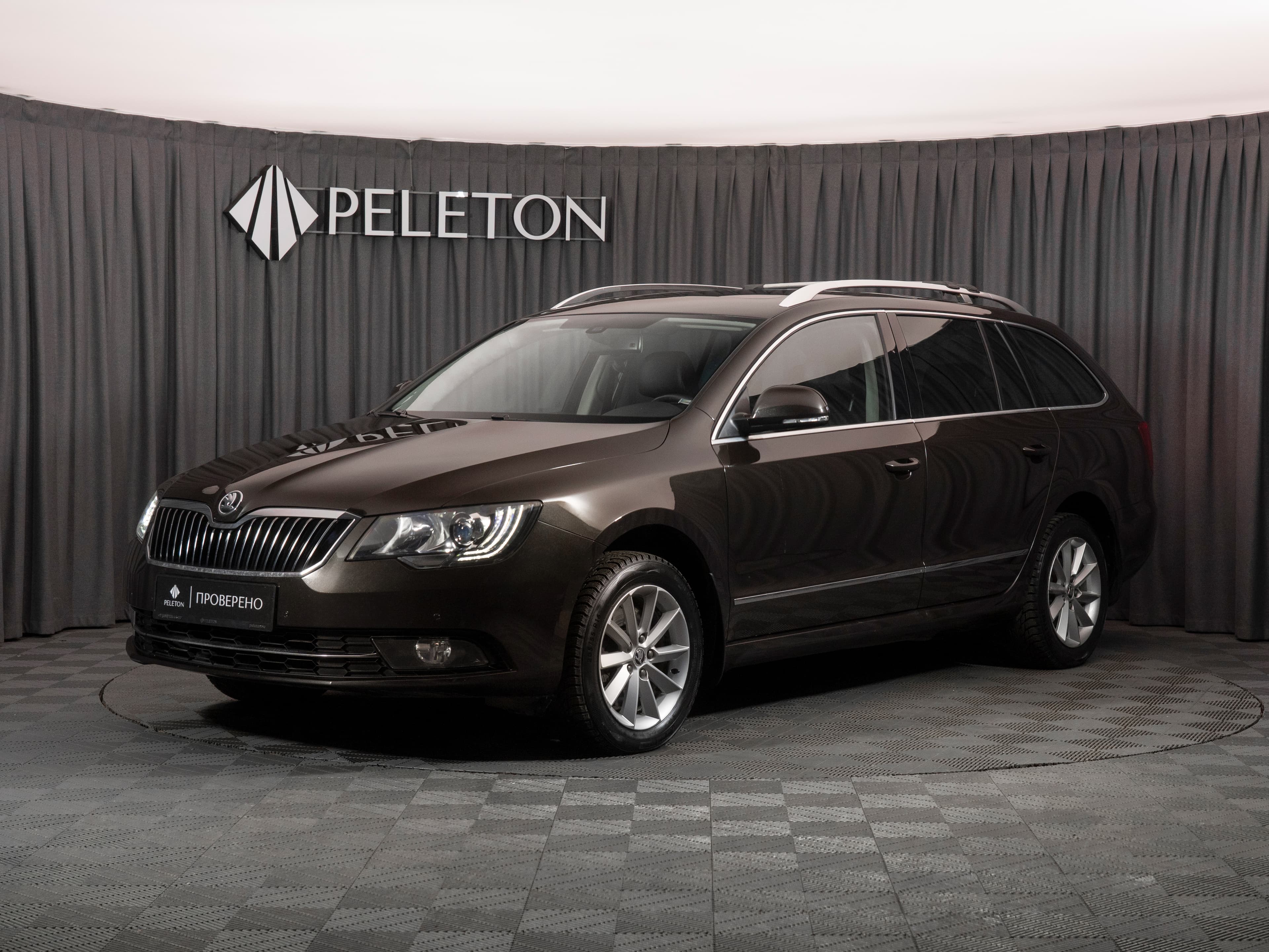 Фотография автомобиля Skoda Superb