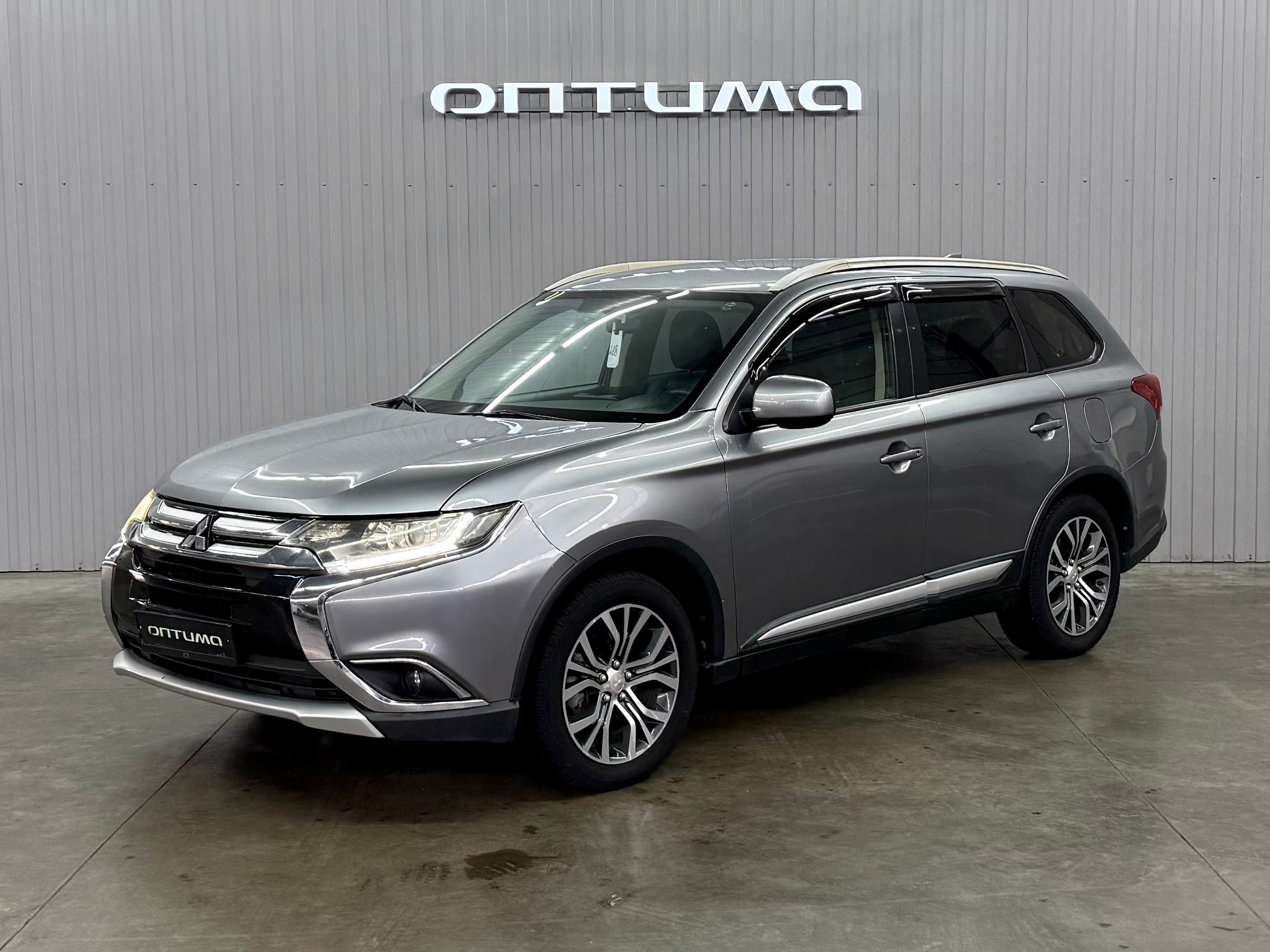Фотография автомобиля Mitsubishi Outlander