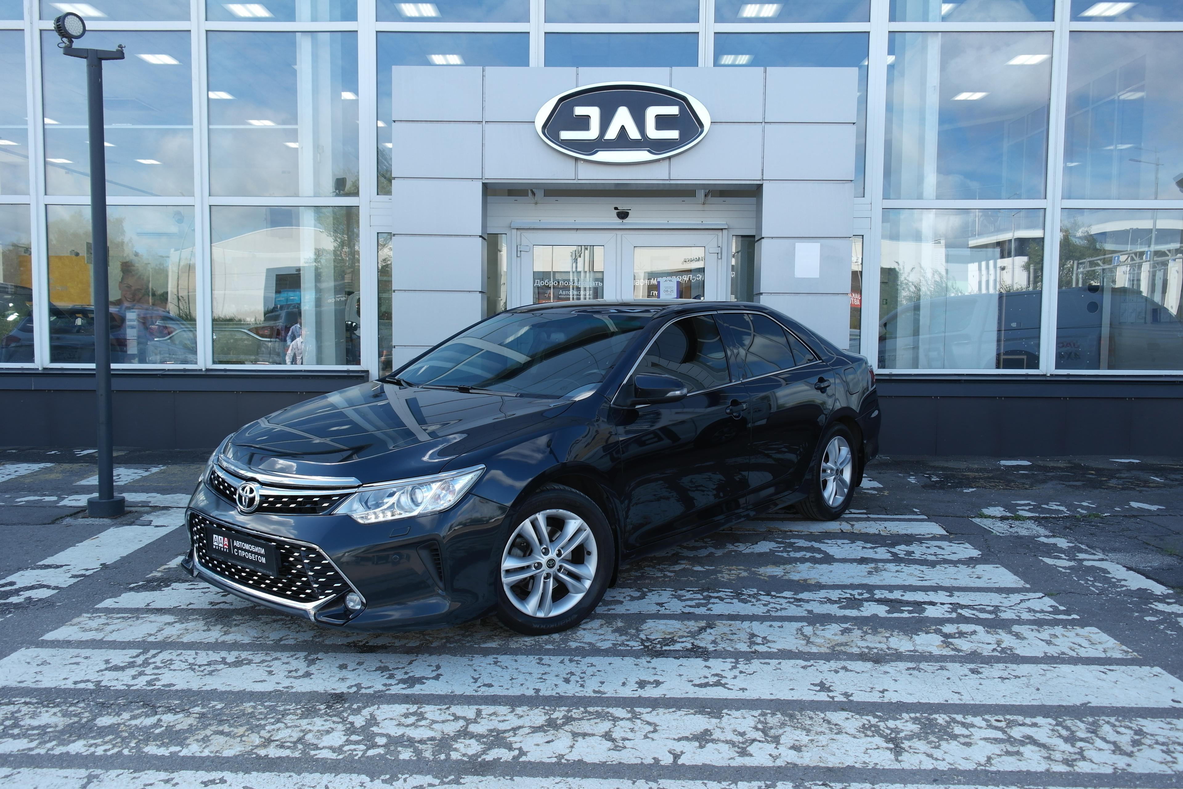Фотография автомобиля Toyota Camry