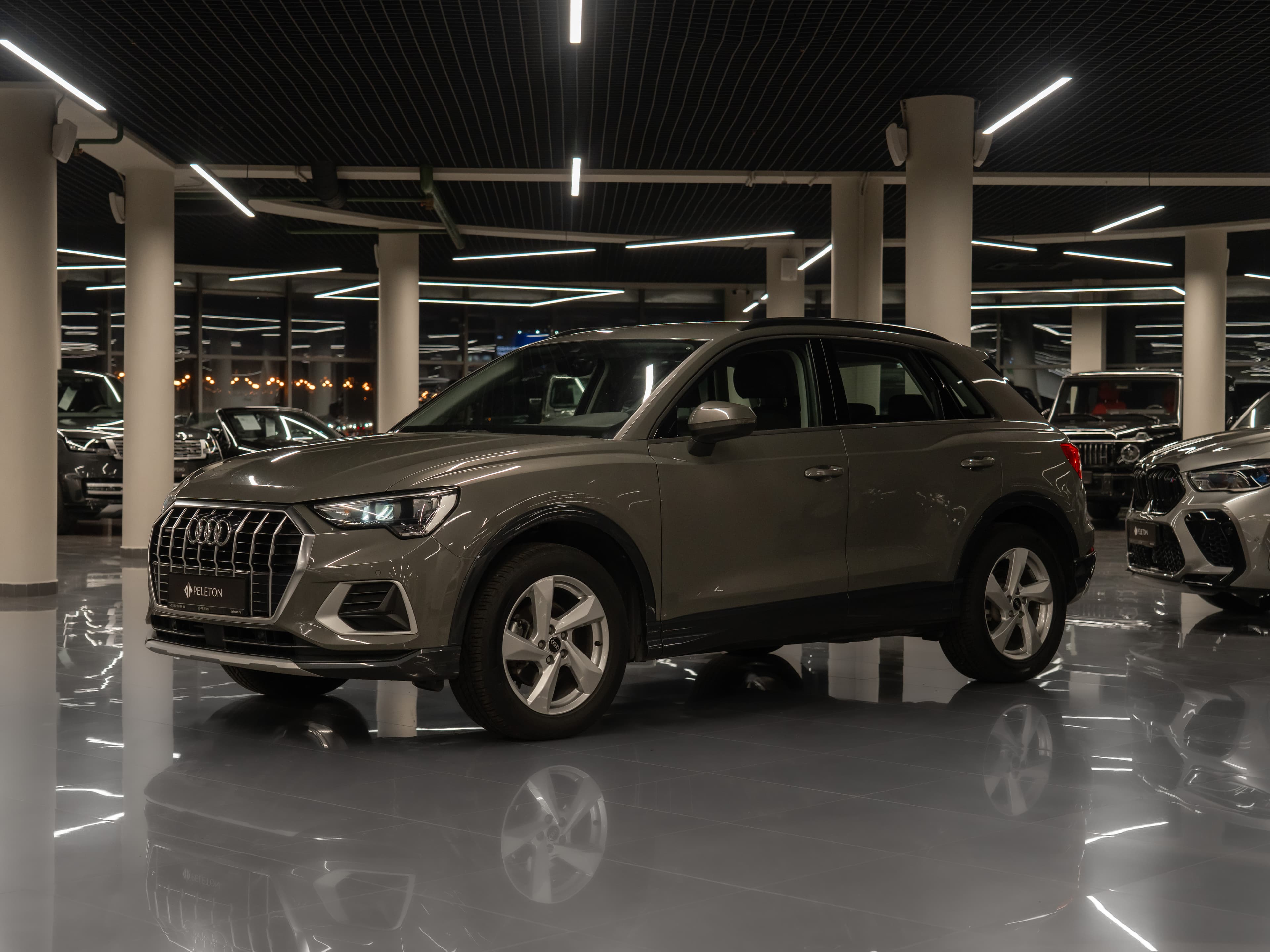 Фотография автомобиля Audi Q3