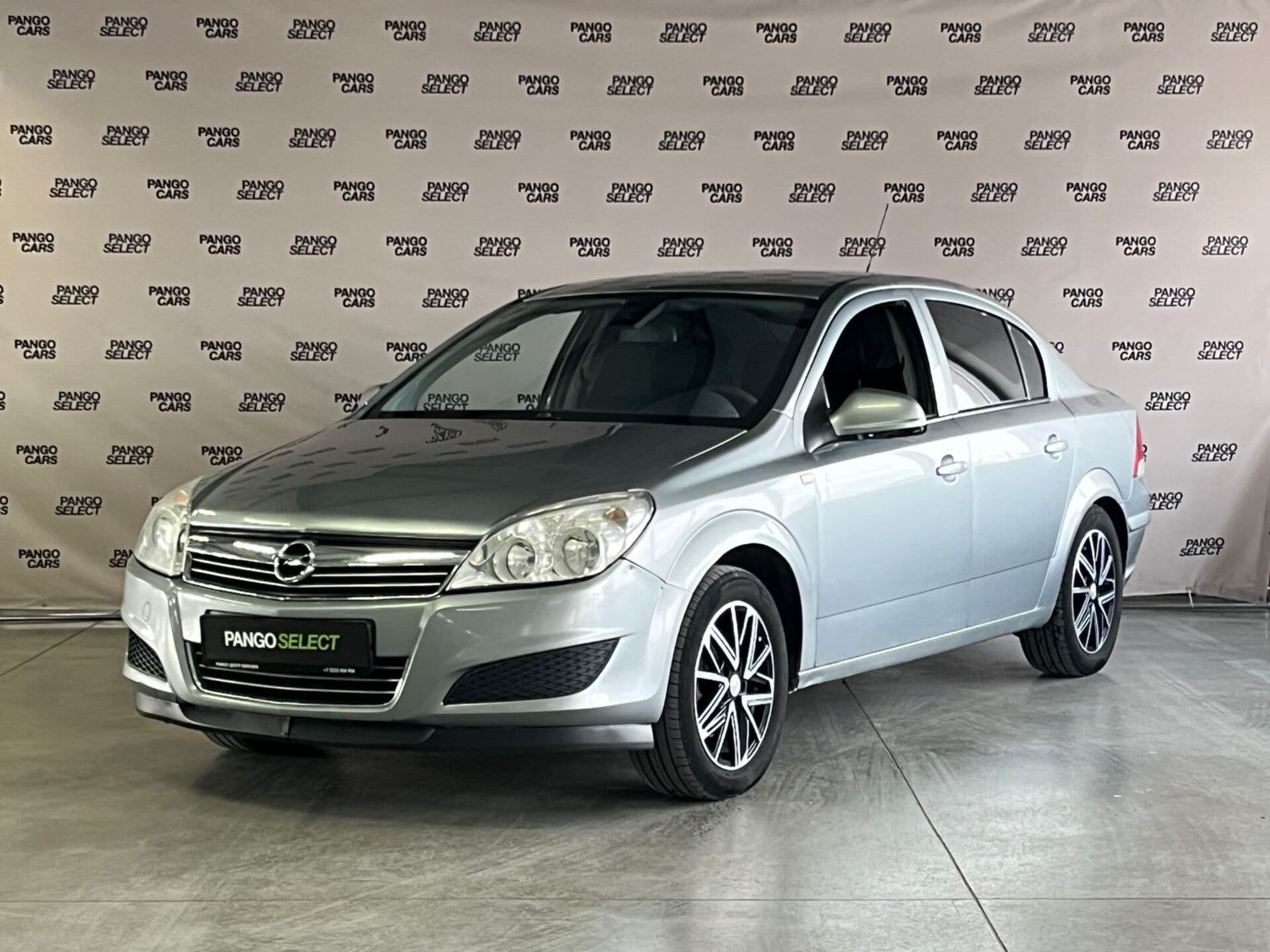 Фотография автомобиля Opel Astra