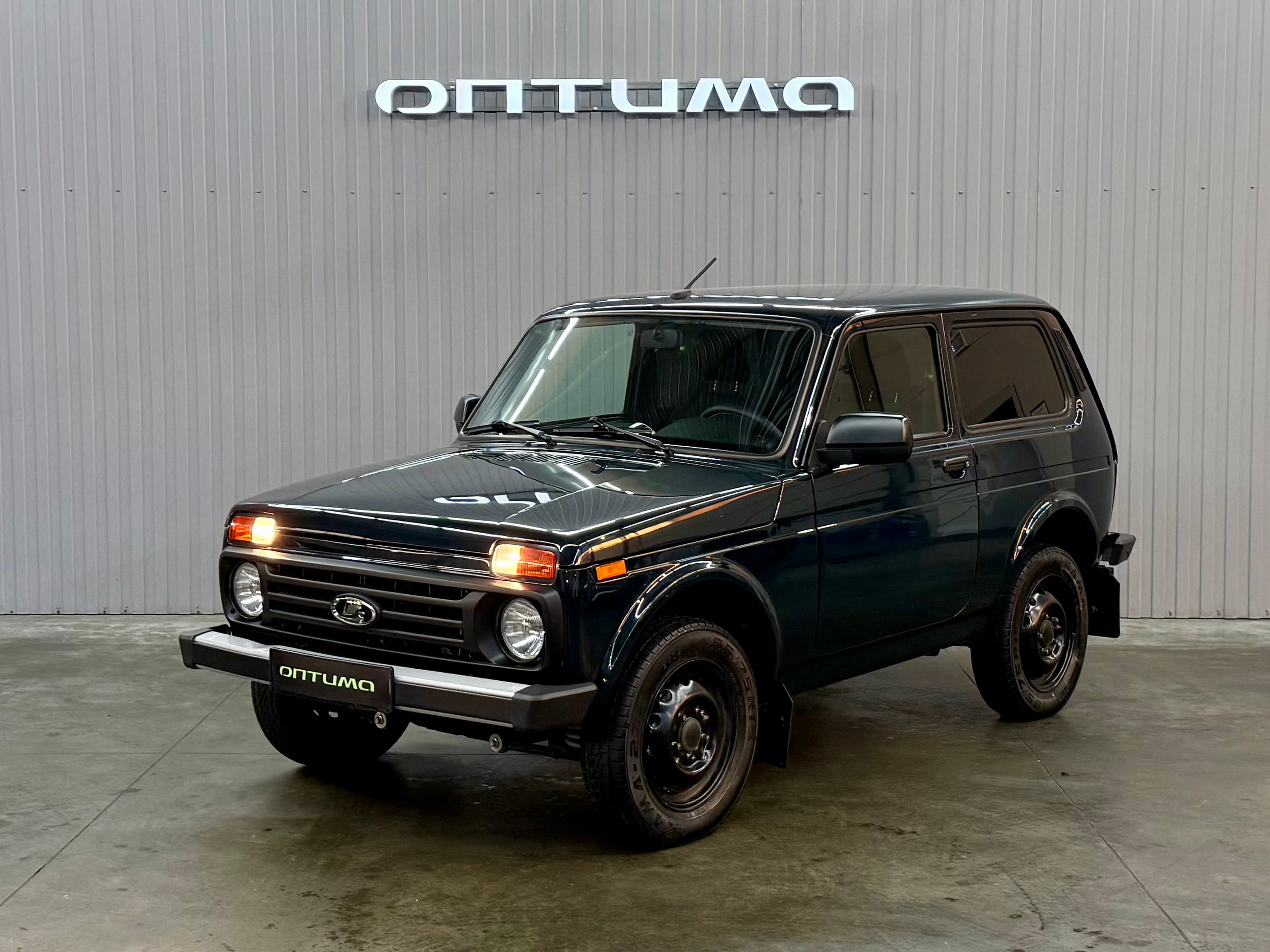 Фотография автомобиля Lada (ВАЗ) Niva Legend