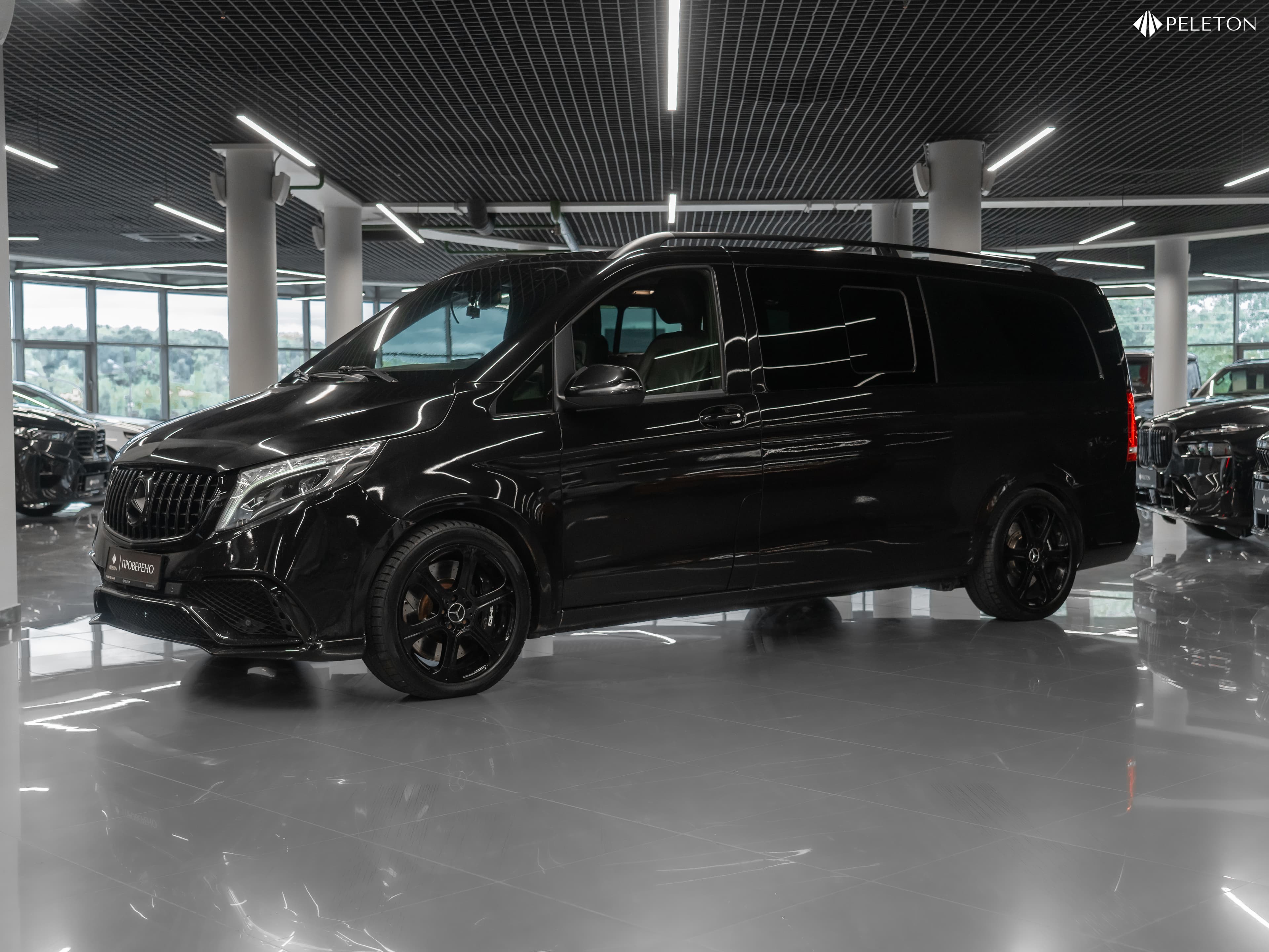 Фотография автомобиля Mercedes-Benz V-Класс