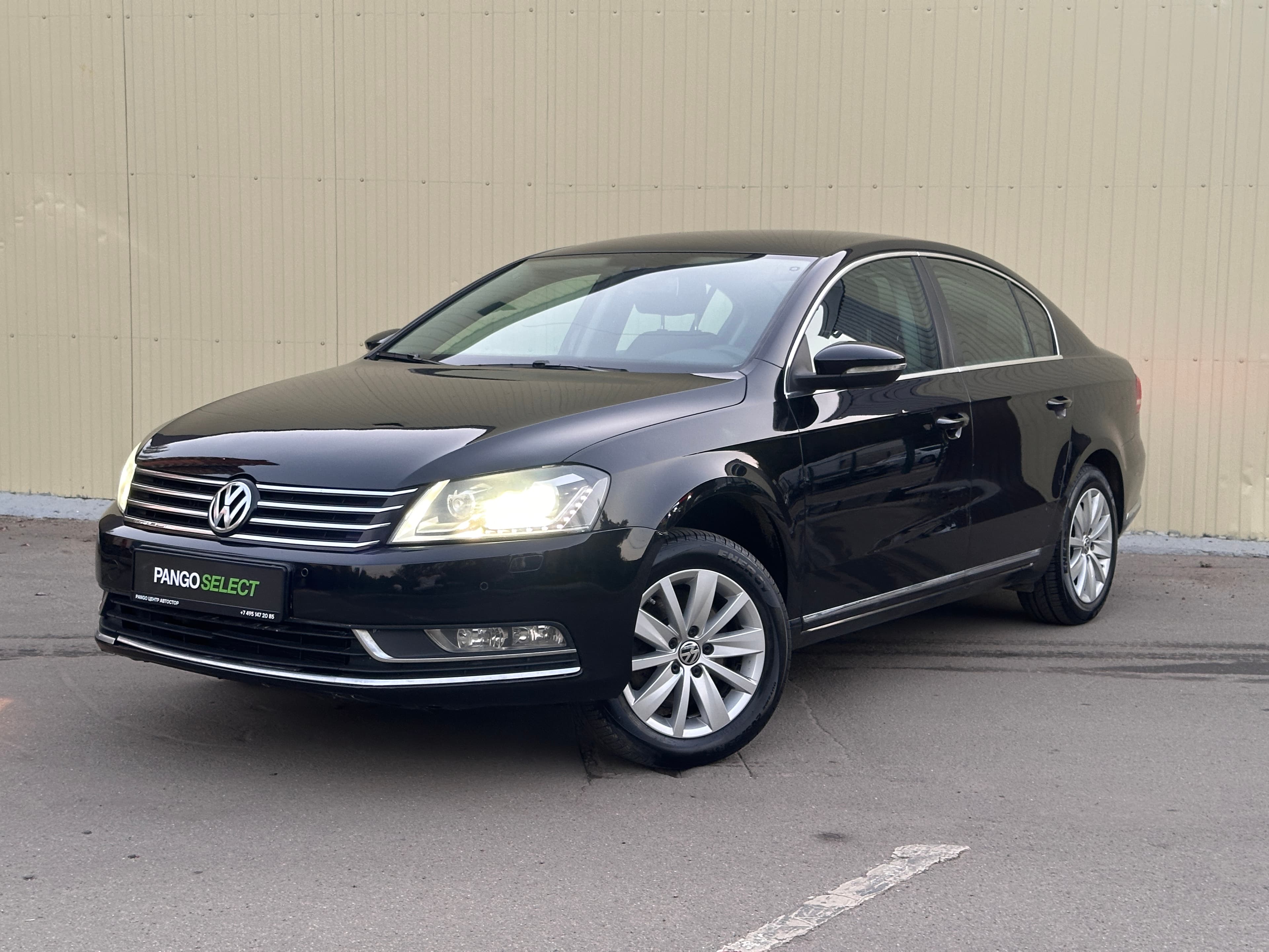Фотография автомобиля Volkswagen Passat