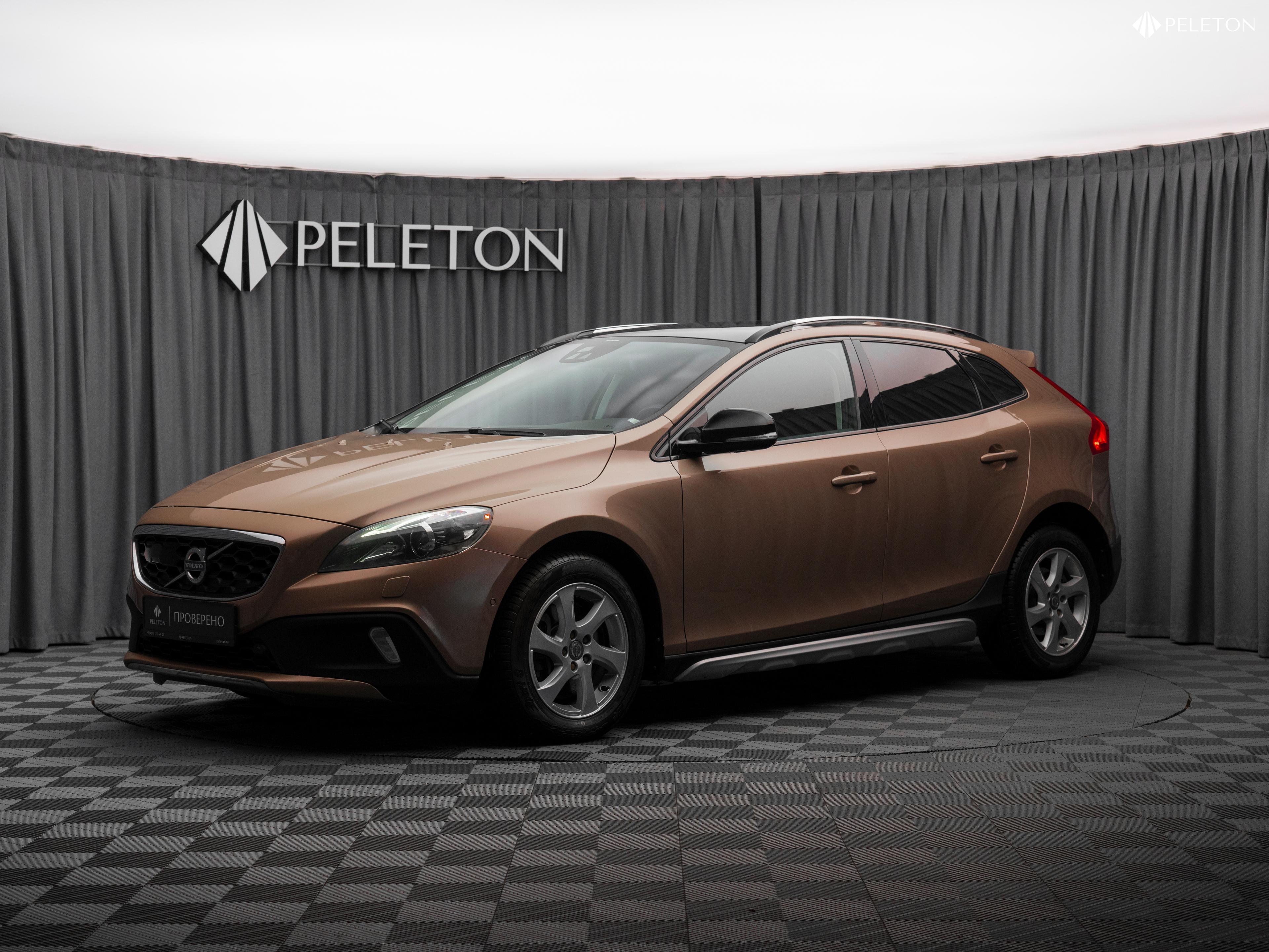 Фотография автомобиля Volvo V40 Cross Country