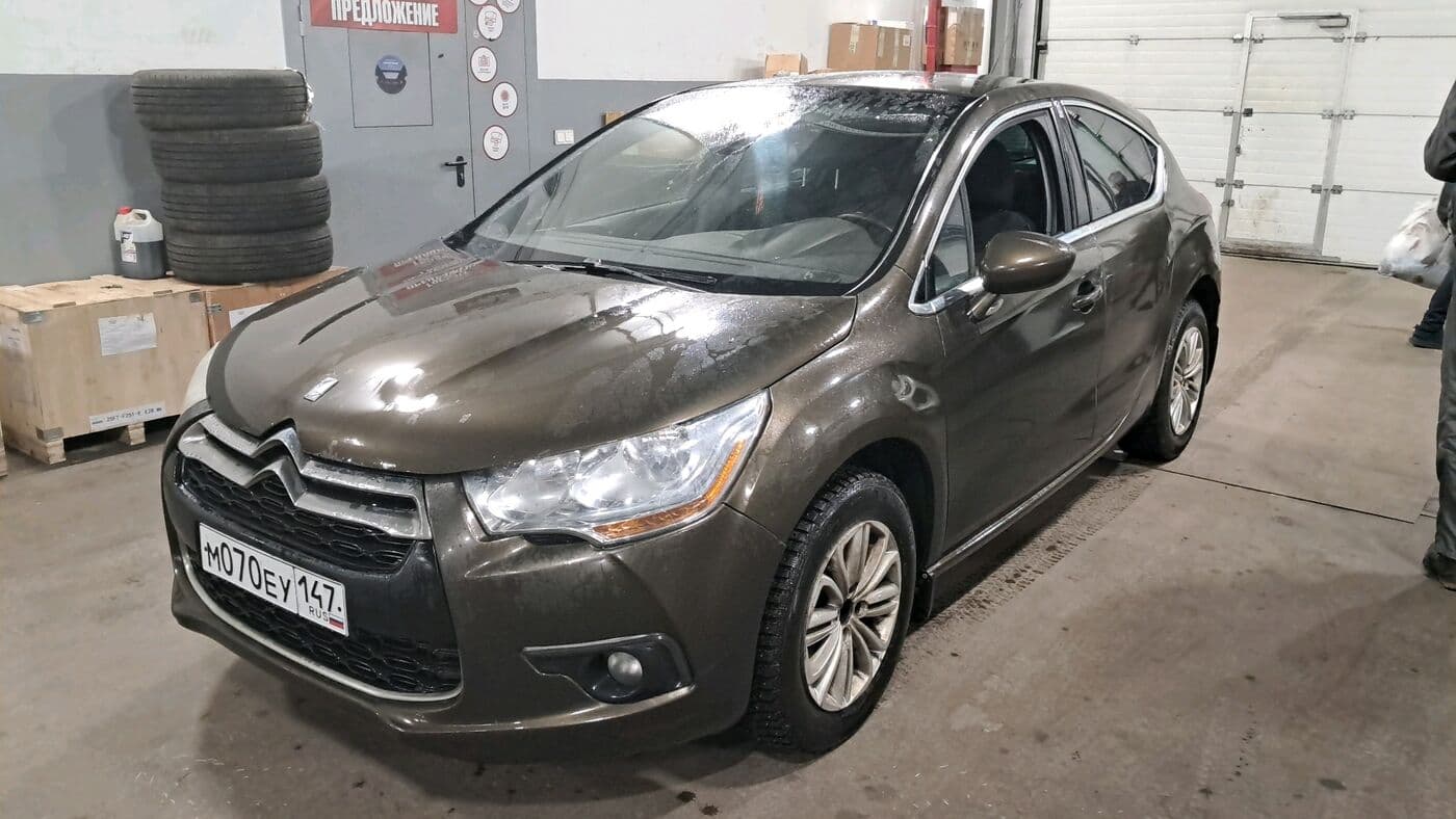 Фотография автомобиля Citroen DS4