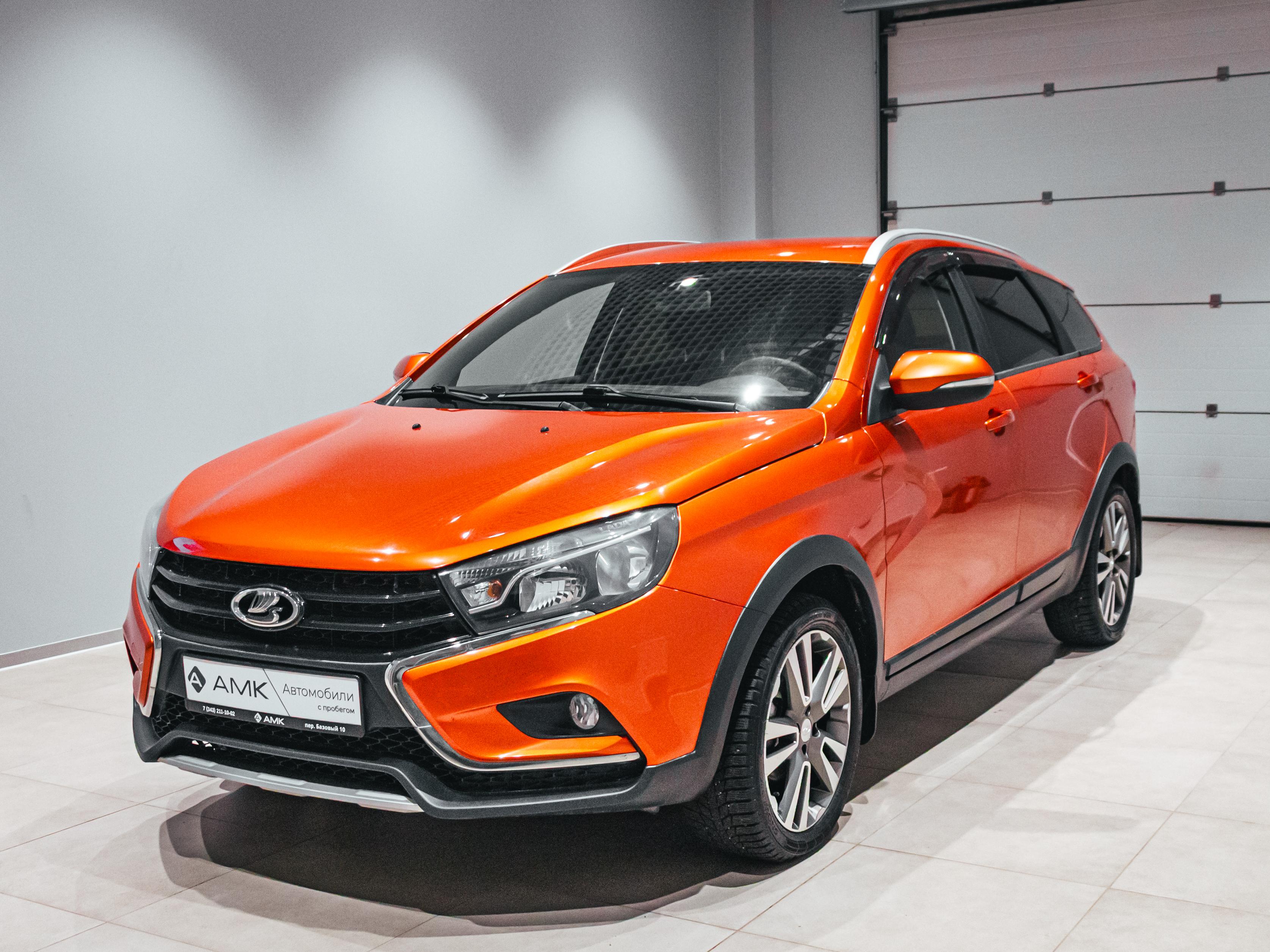 Фотография автомобиля Lada (ВАЗ) Vesta