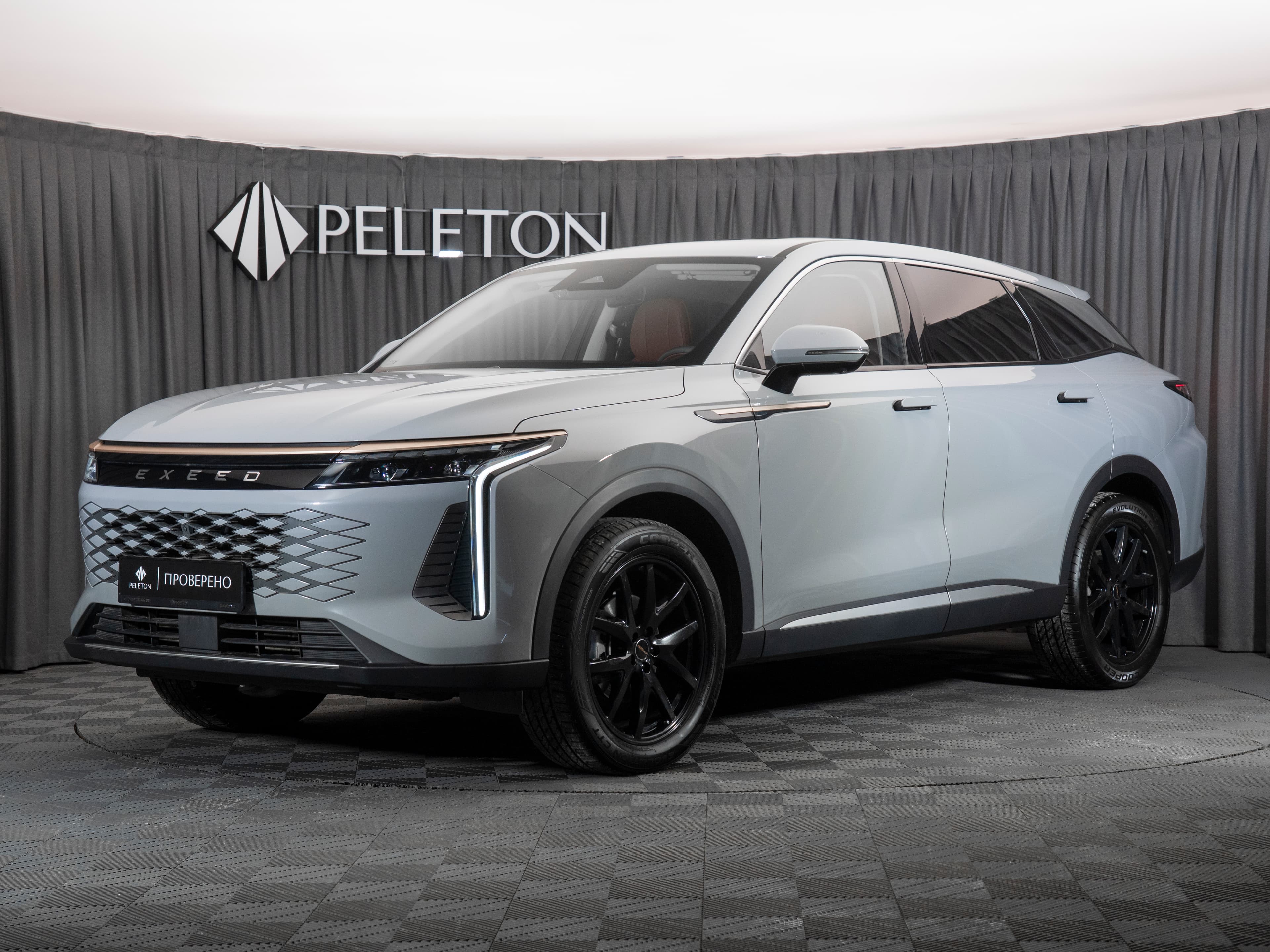 Фотография автомобиля EXEED RX