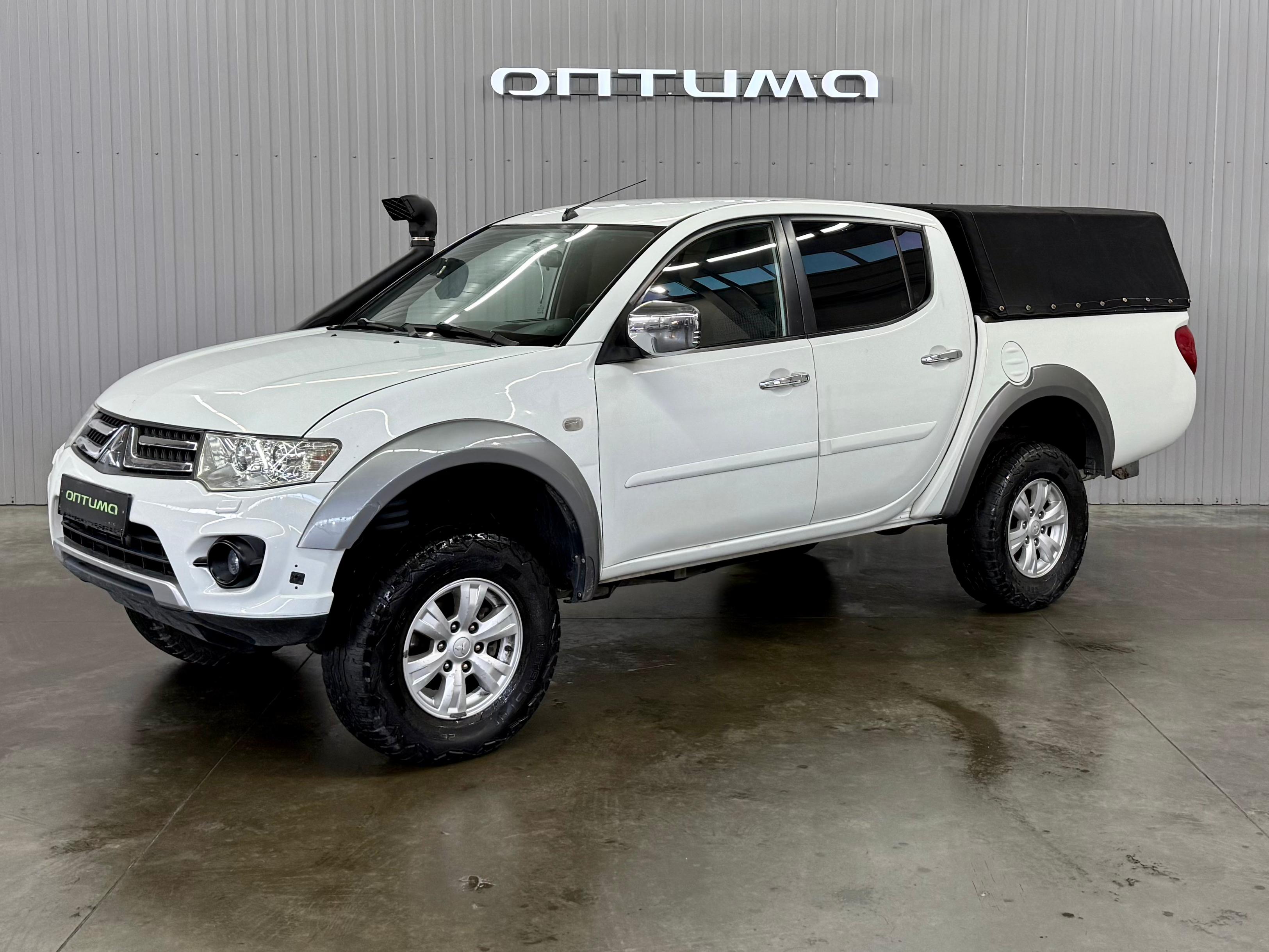 Фотография автомобиля Mitsubishi L200