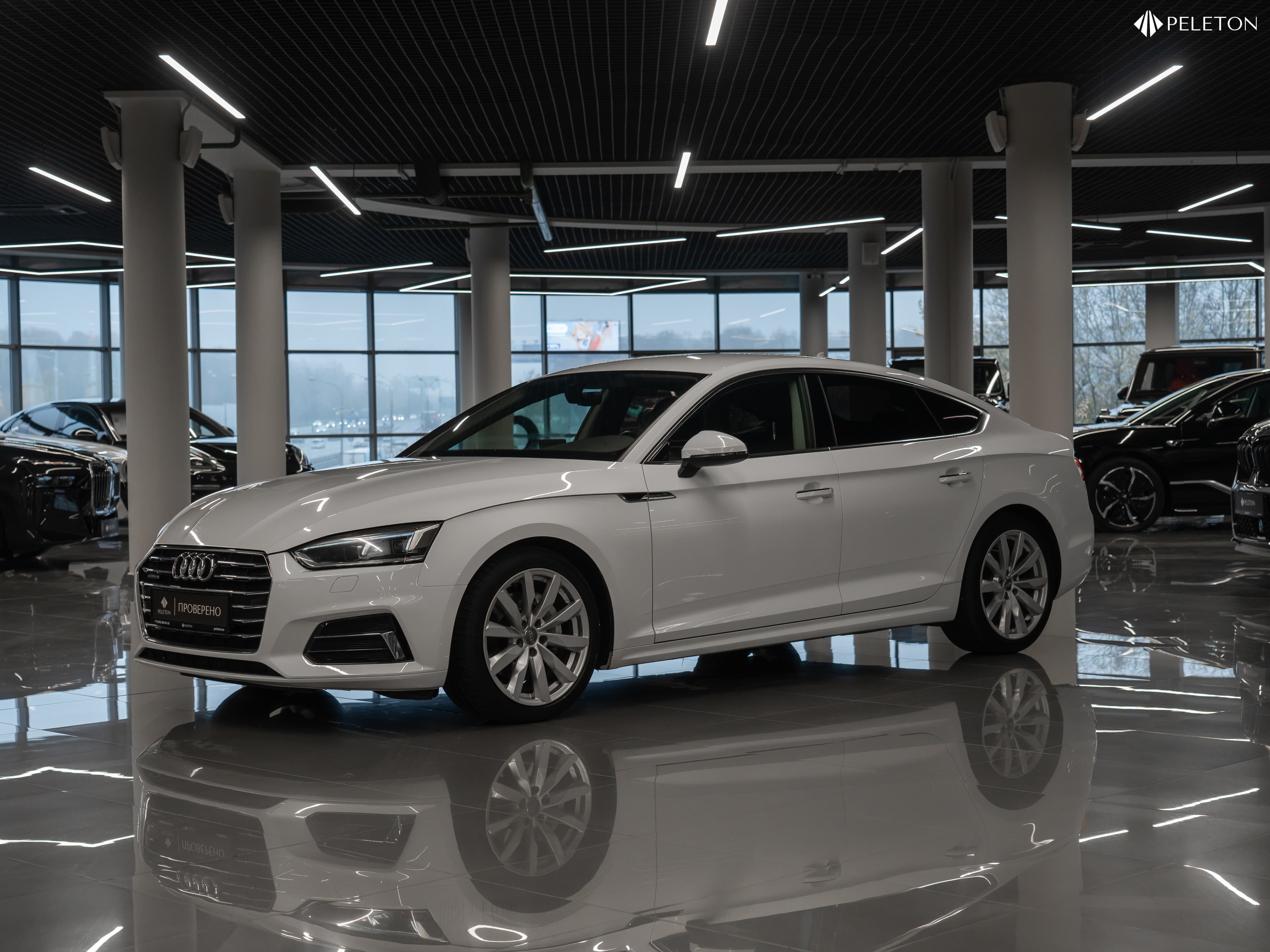 Фотография автомобиля Audi A5