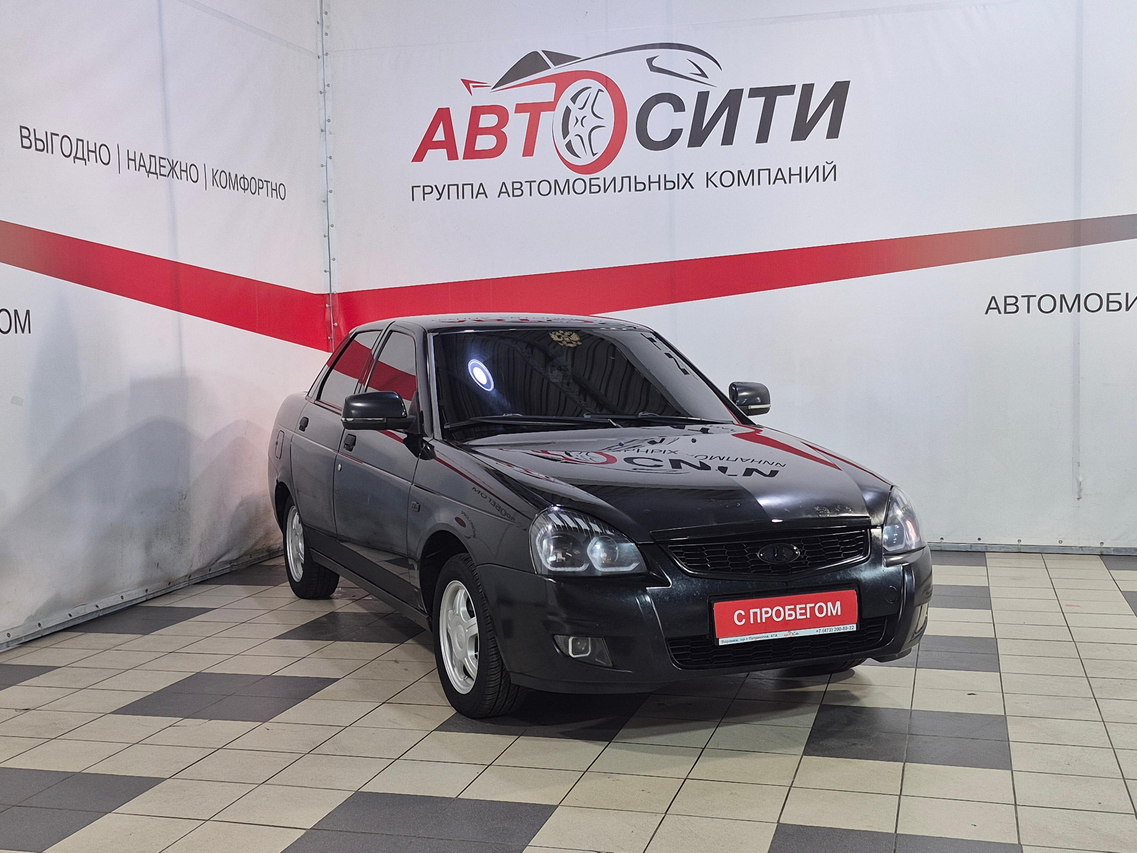 Фотография автомобиля Lada (ВАЗ) Priora