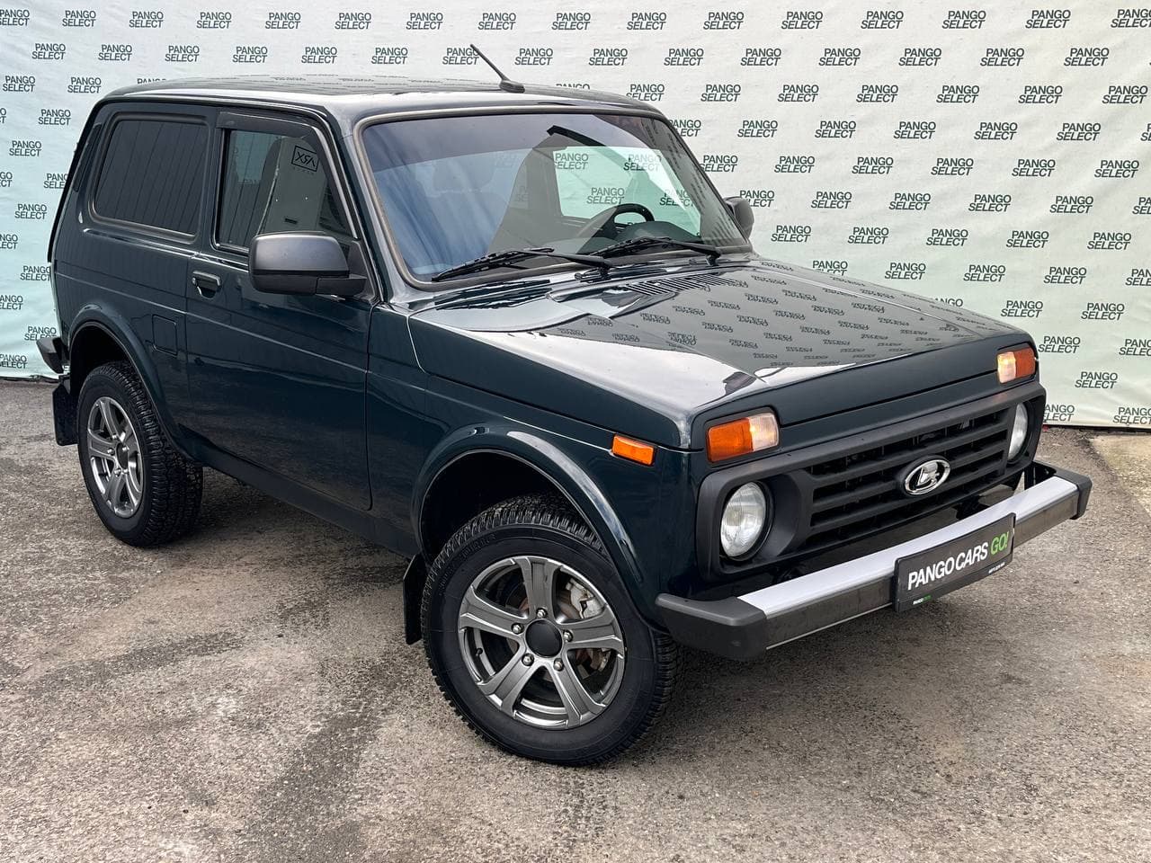 Фотография автомобиля Lada (ВАЗ) Niva Legend
