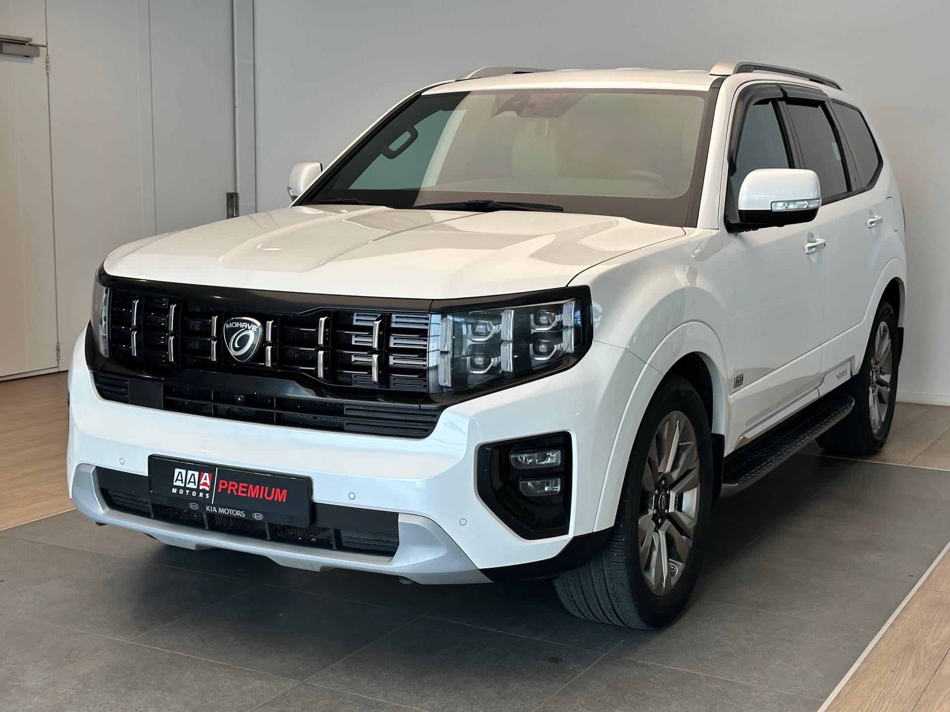 Фотография автомобиля Kia Mohave