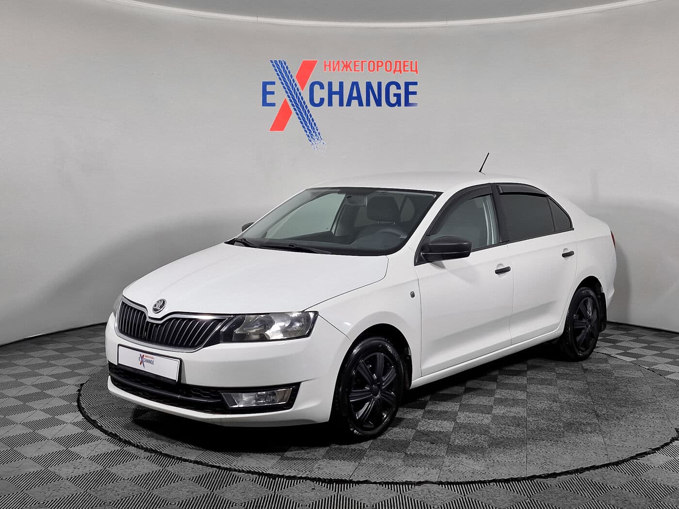 Фотография автомобиля Skoda Rapid