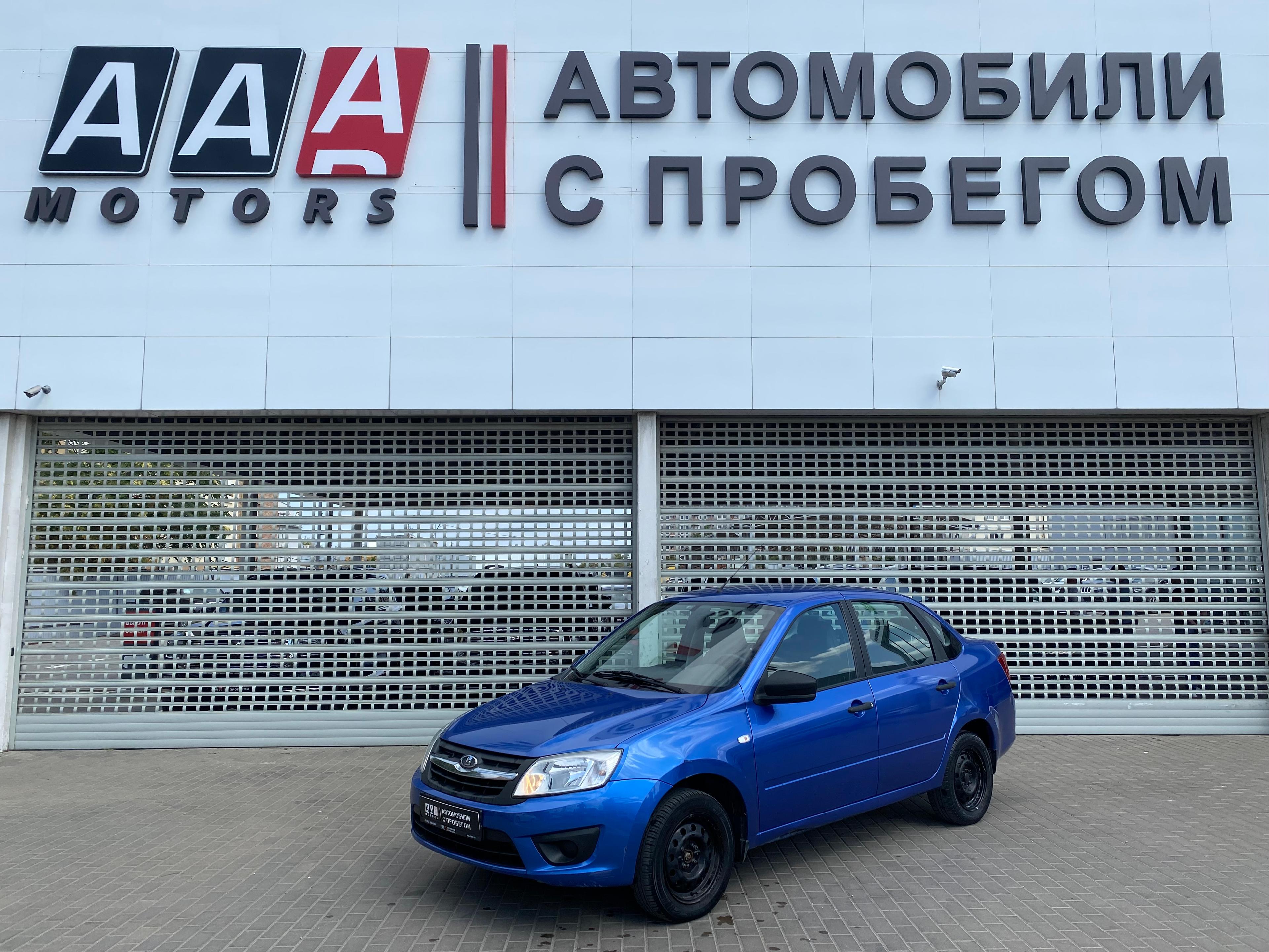 Фотография автомобиля Lada (ВАЗ) Granta