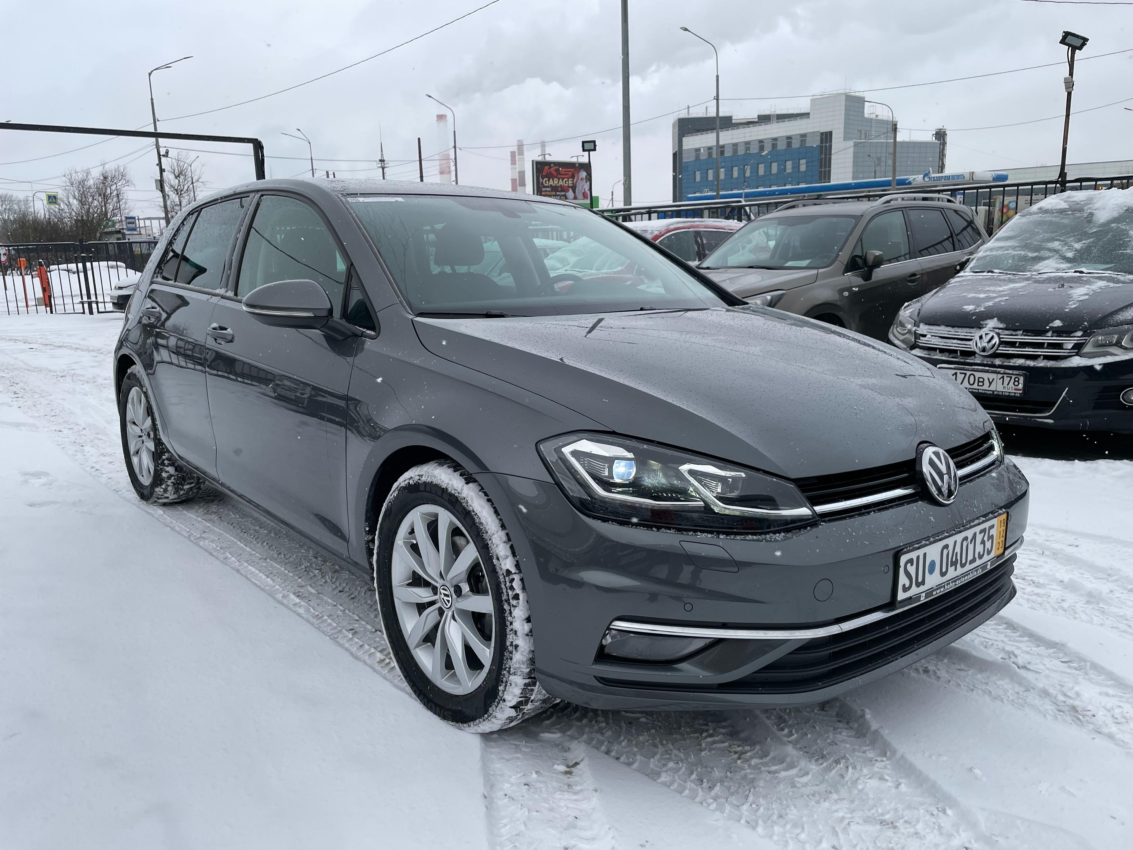 Детали и характеристики автомобиля Volkswagen Golf | Pango Cars