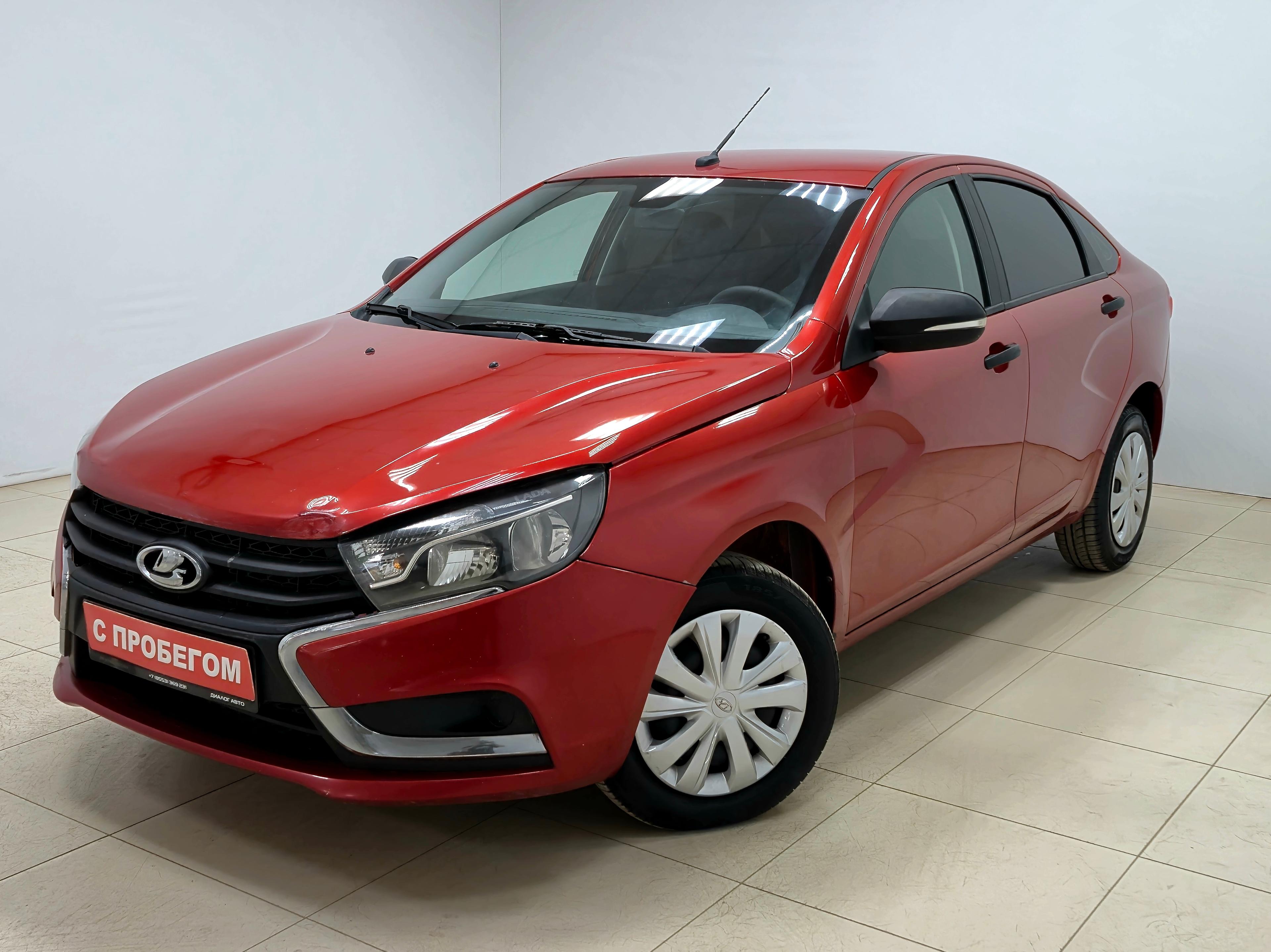 Фотография автомобиля Lada (ВАЗ) Vesta