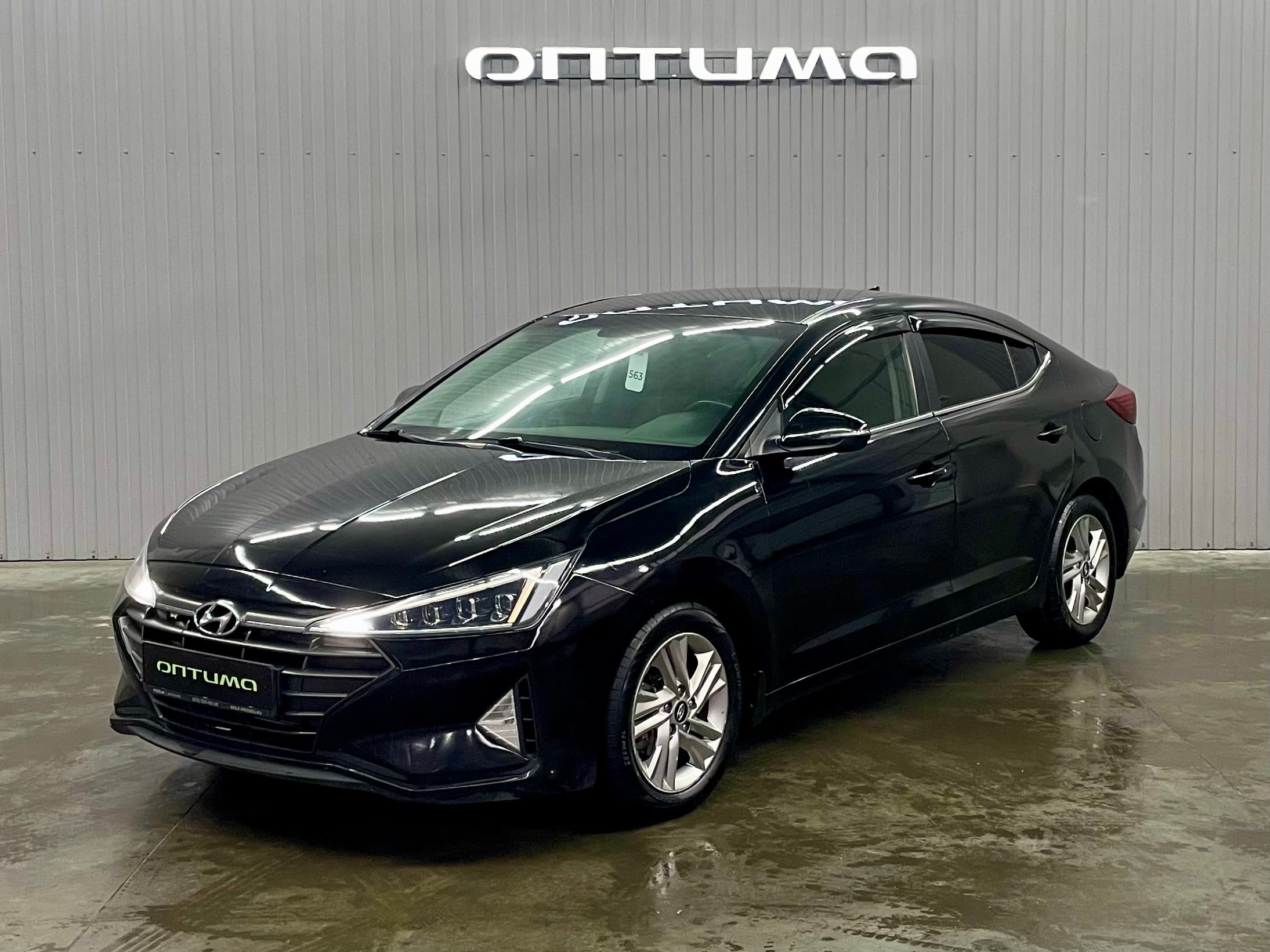 Фотография автомобиля Hyundai Elantra