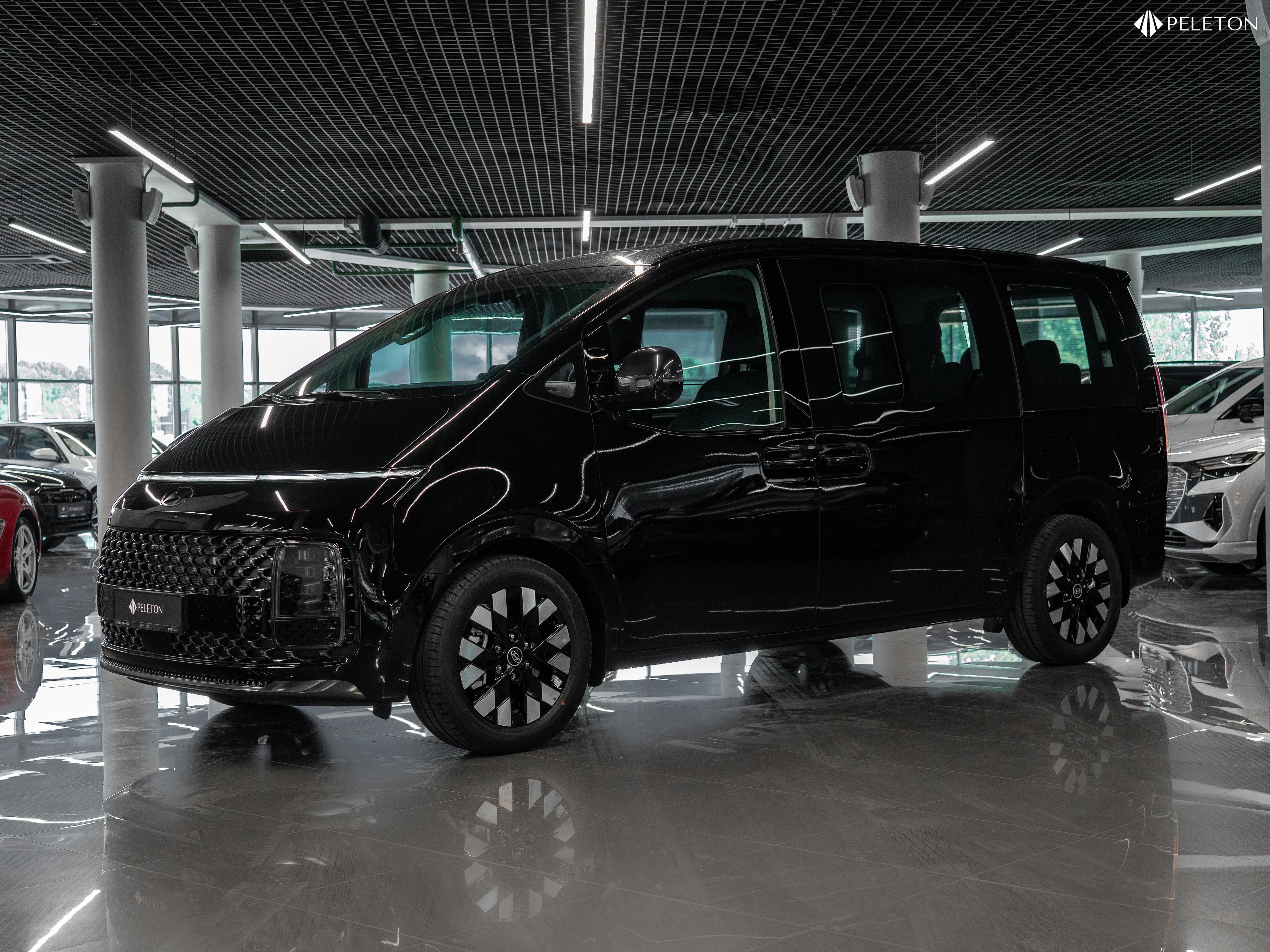 Фотография автомобиля Hyundai Staria