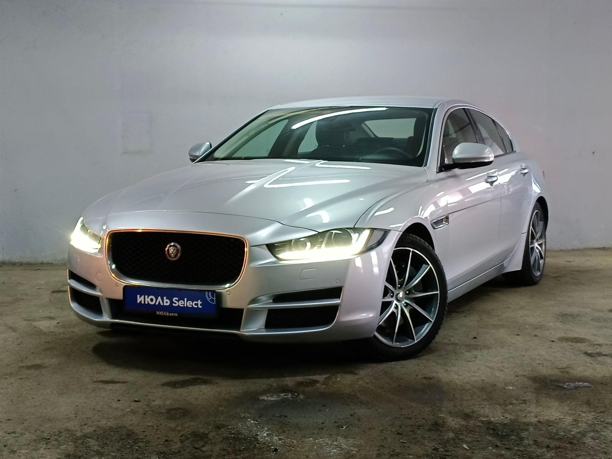 Детали и характеристики автомобиля Jaguar XE | Pango Cars