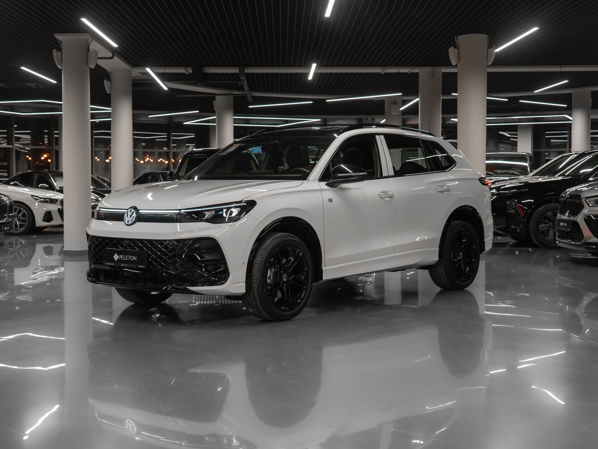 Фотография автомобиля Volkswagen Tiguan