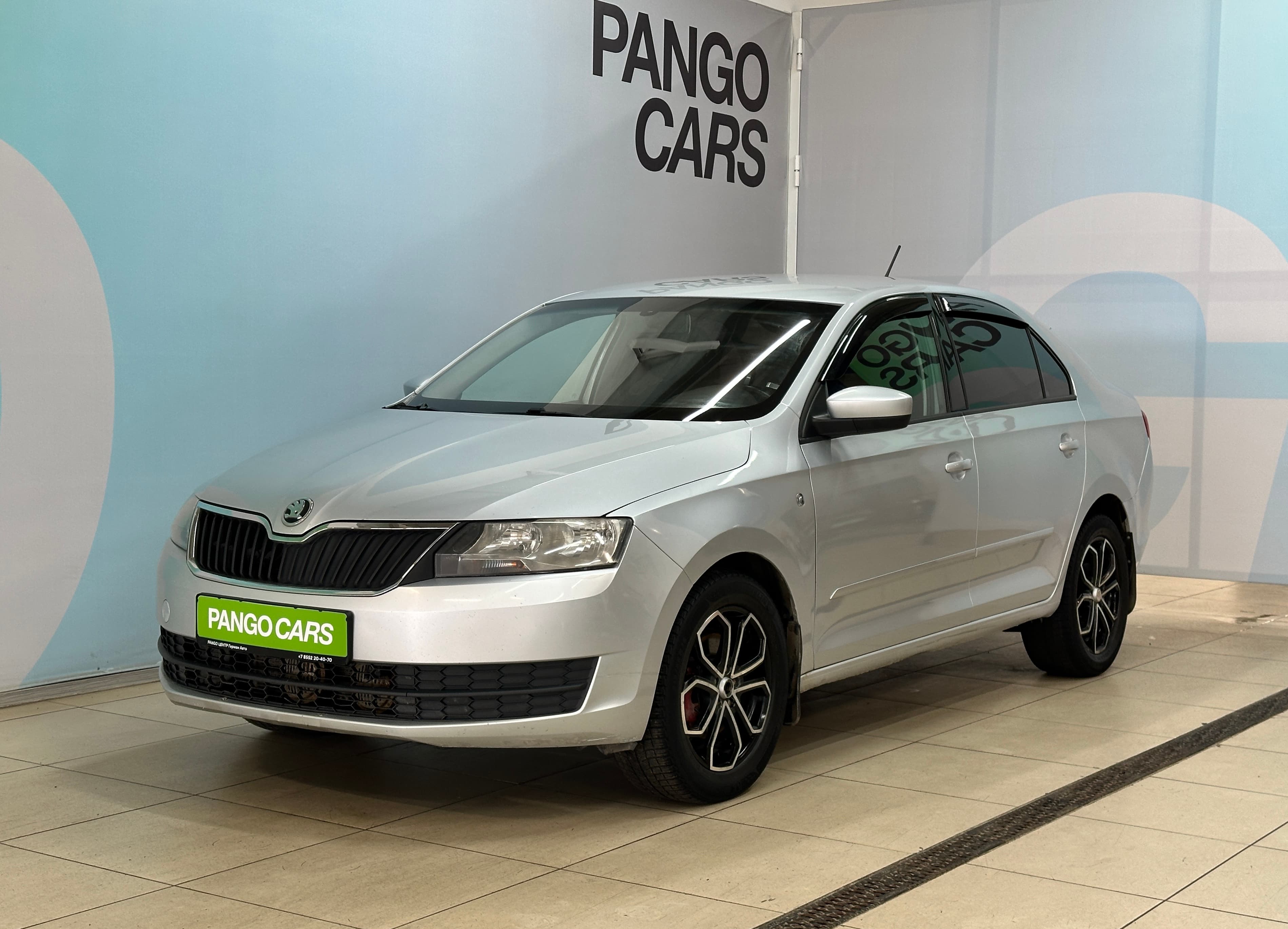 Фотография автомобиля Skoda Rapid