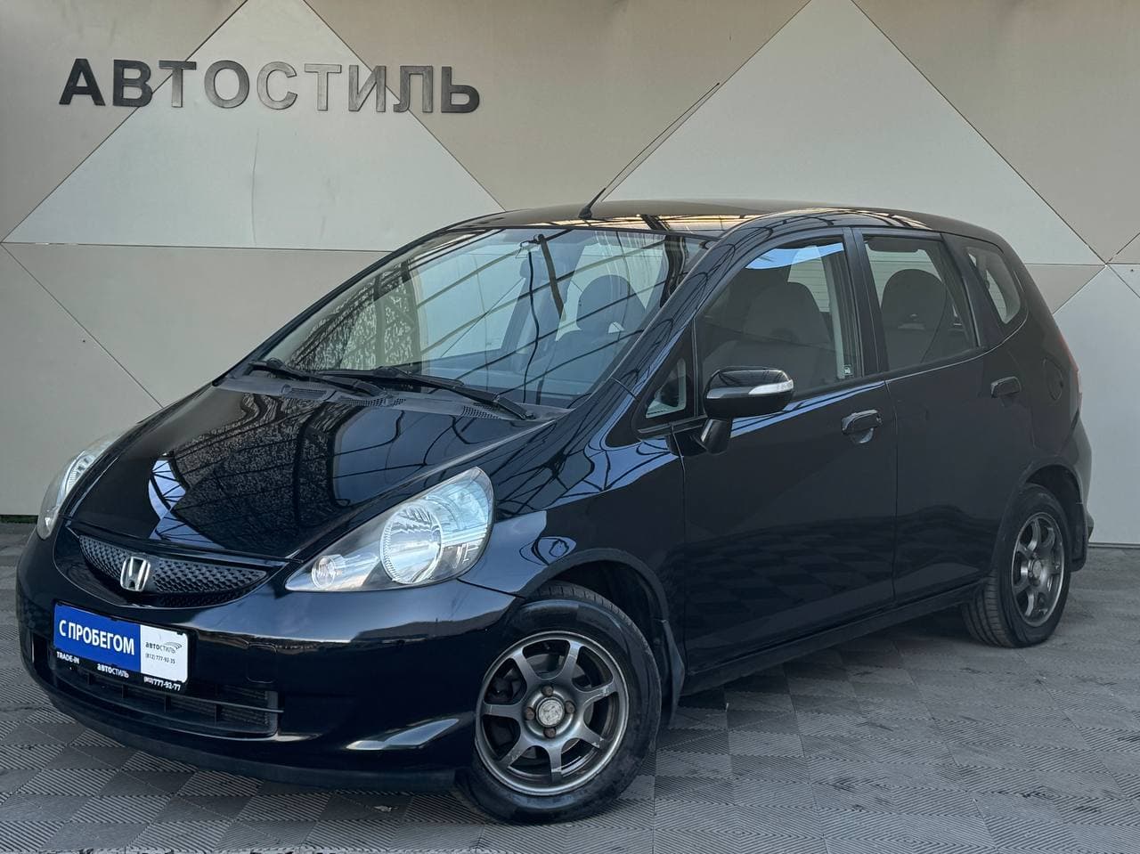 Фотография автомобиля Honda Jazz
