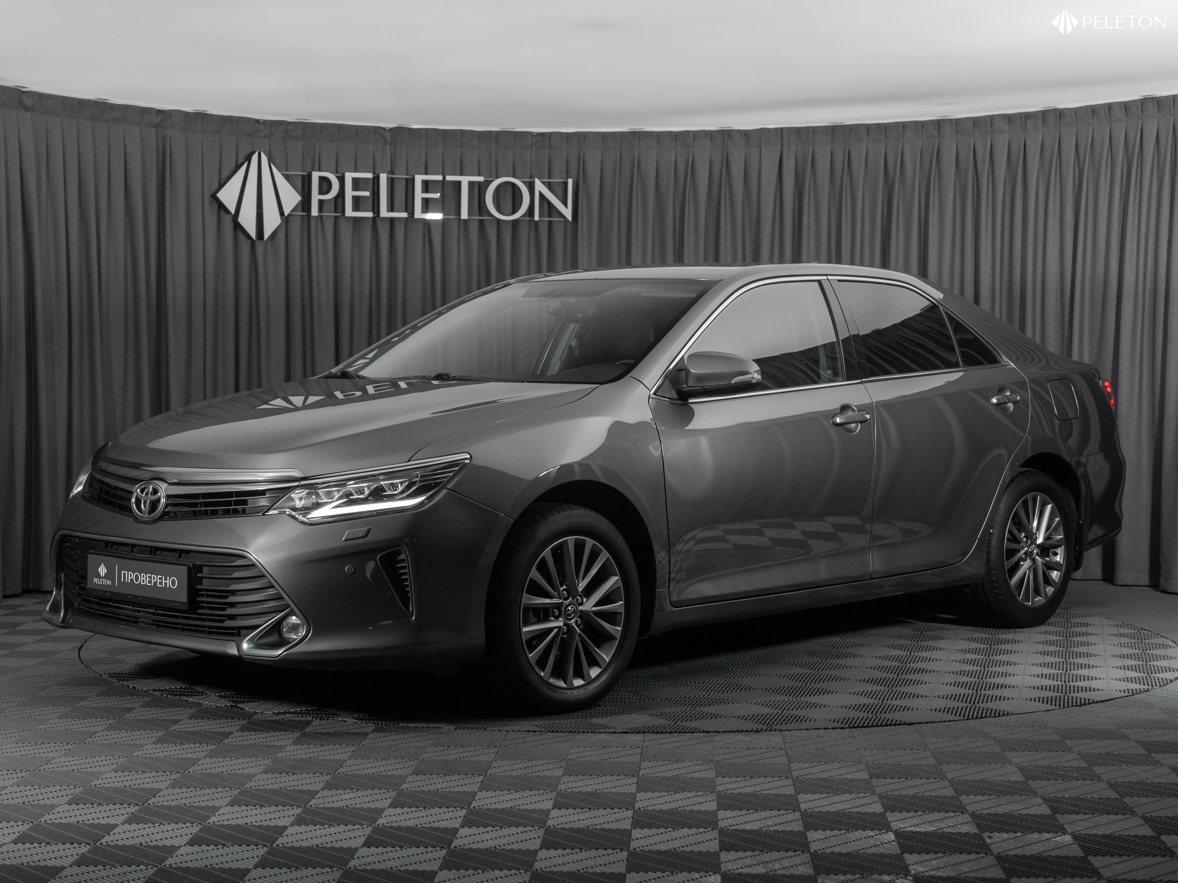 Фотография автомобиля Toyota Camry