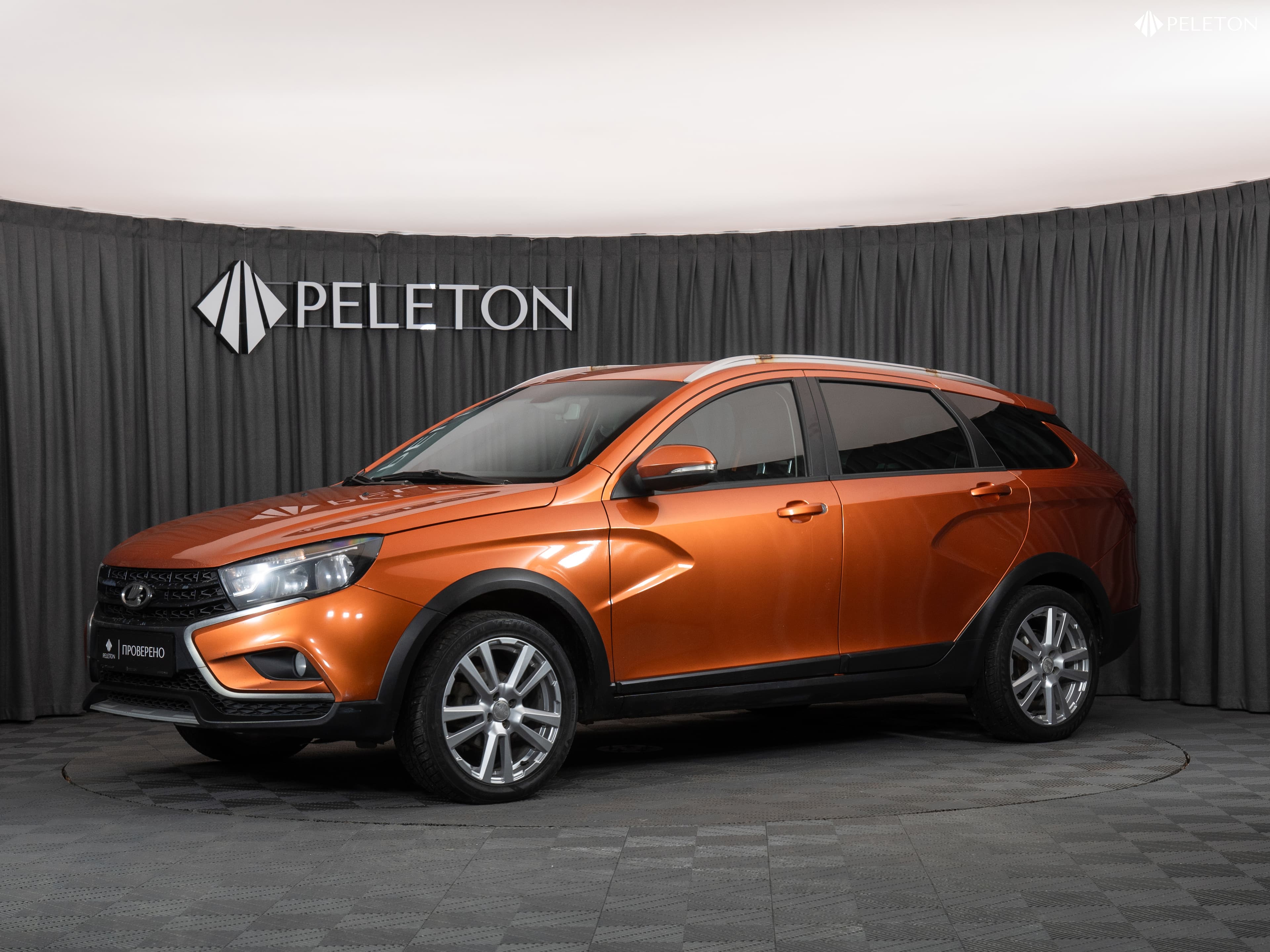 Фотография автомобиля Lada (ВАЗ) Vesta