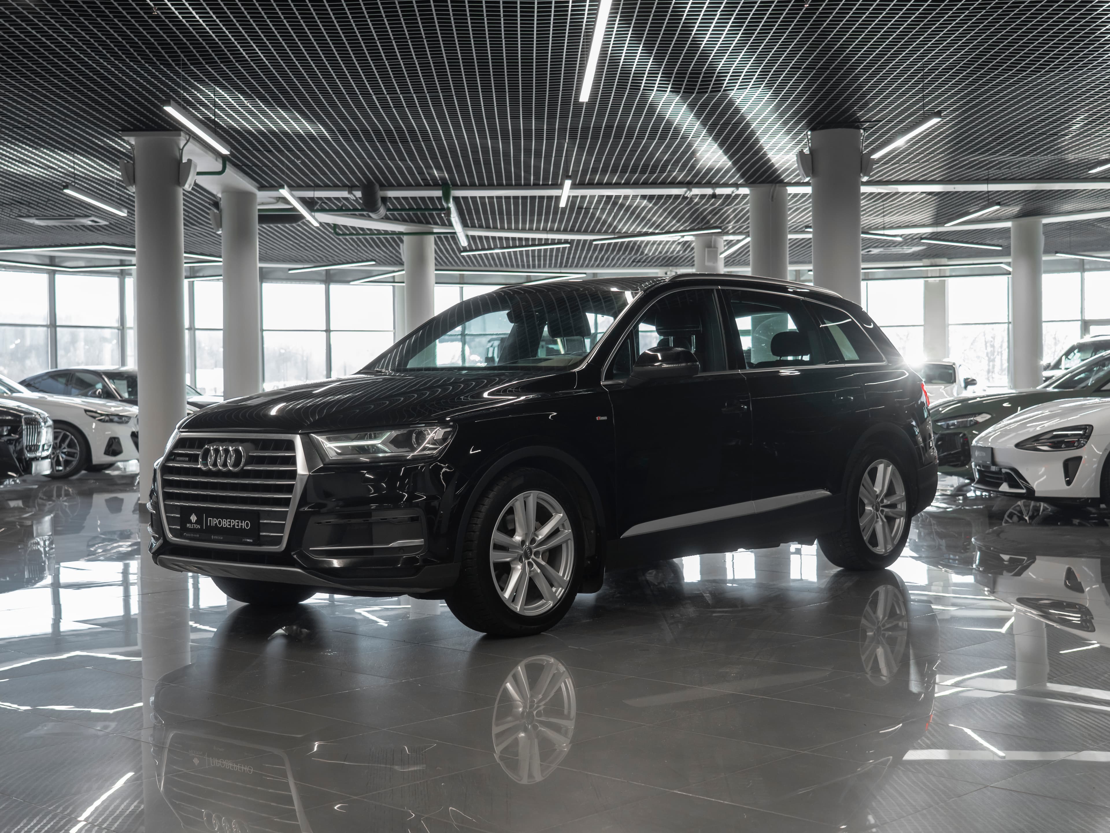 Фотография автомобиля Audi Q7