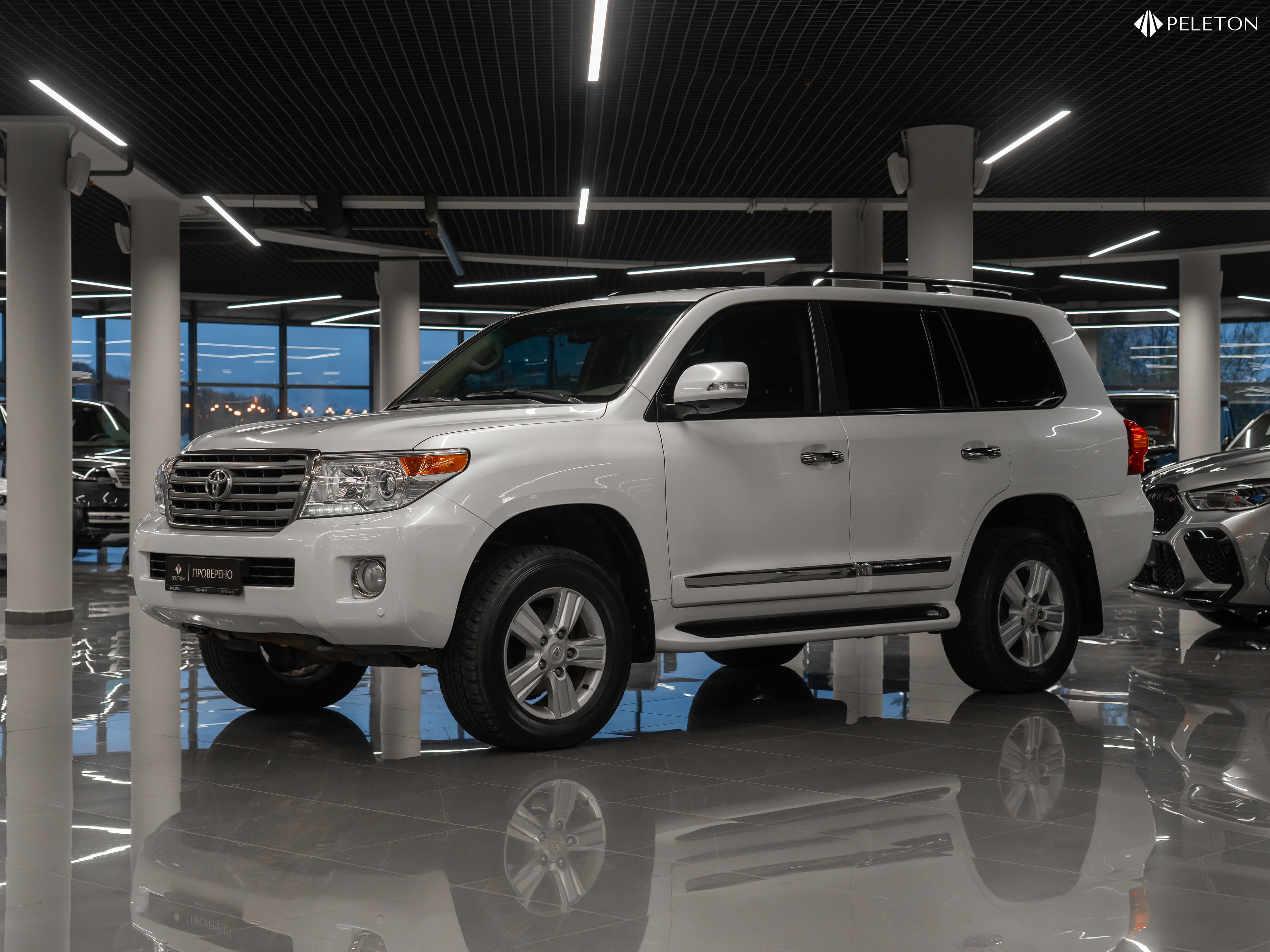 Фотография автомобиля Toyota Land Cruiser