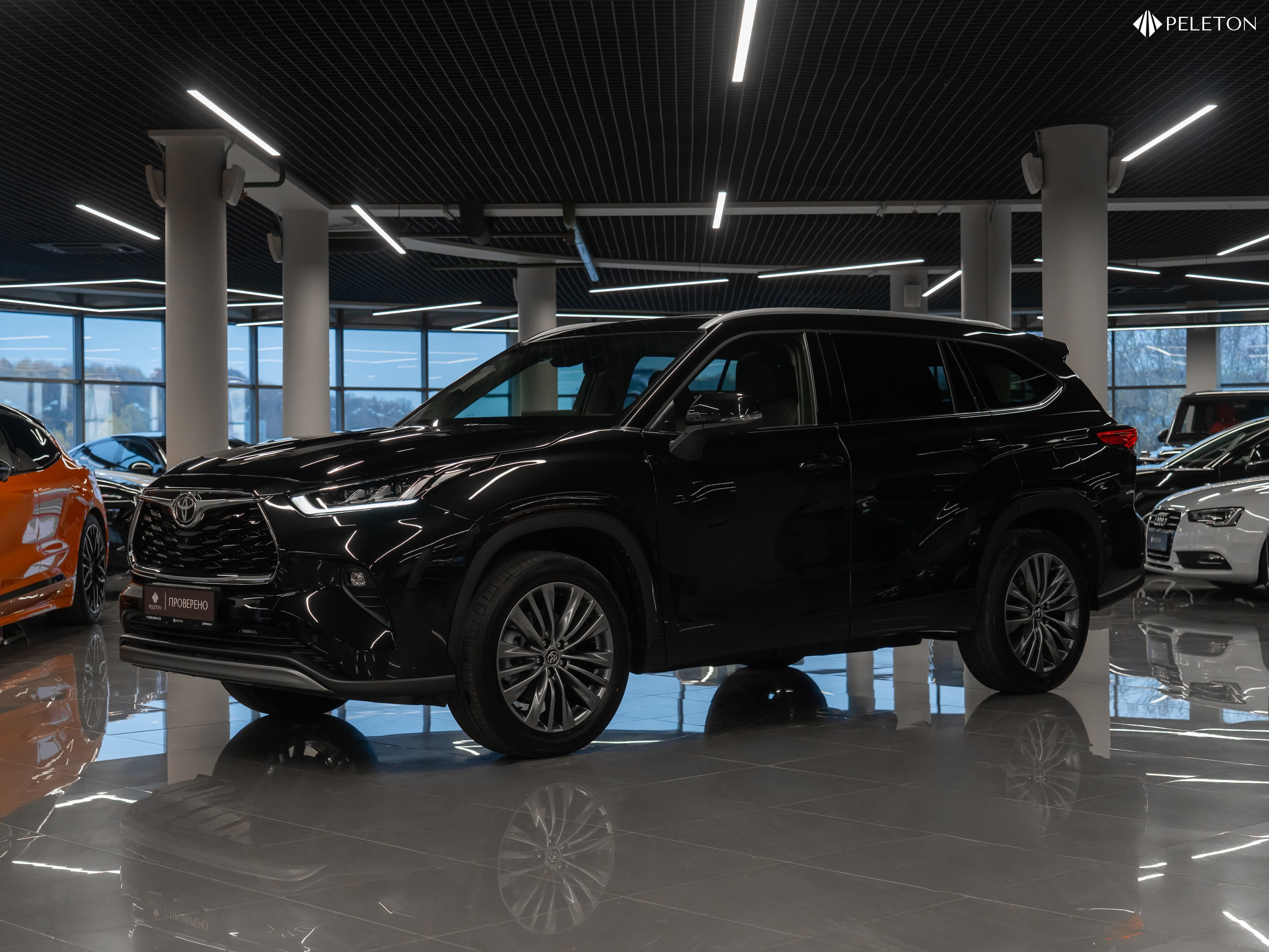 Фотография автомобиля Toyota Highlander